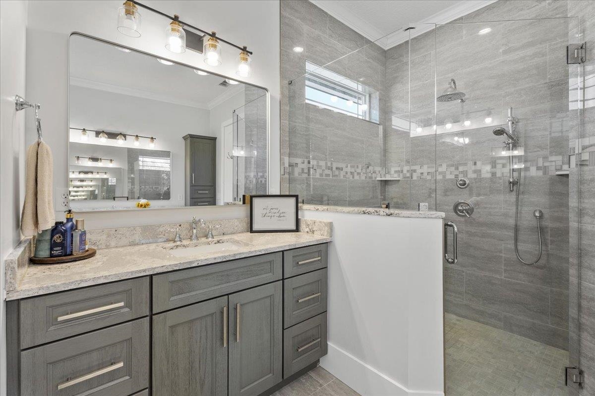 Image 31 of 92 For 47 Cannondale Ln