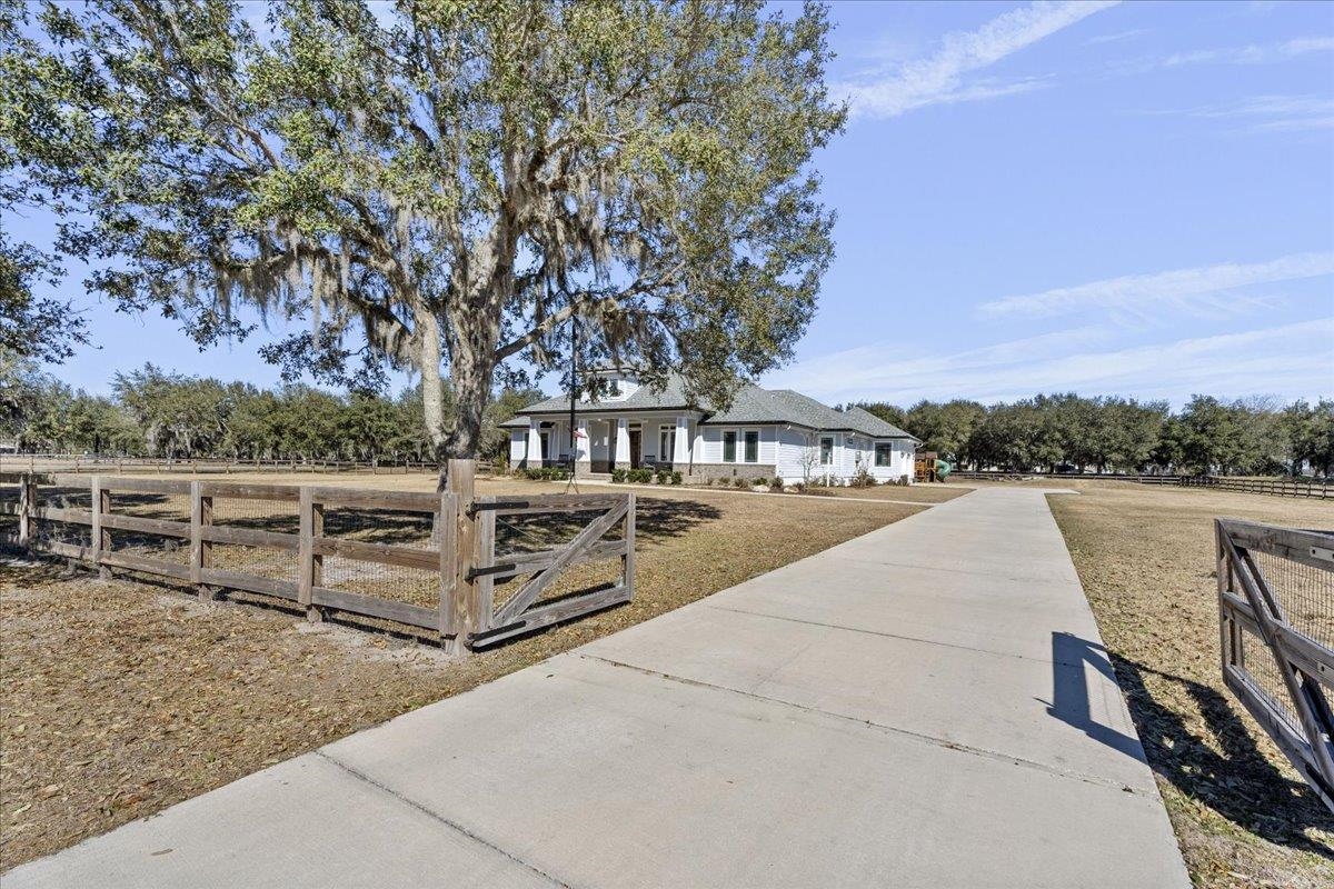 Image 4 of 92 For 47 Cannondale Ln