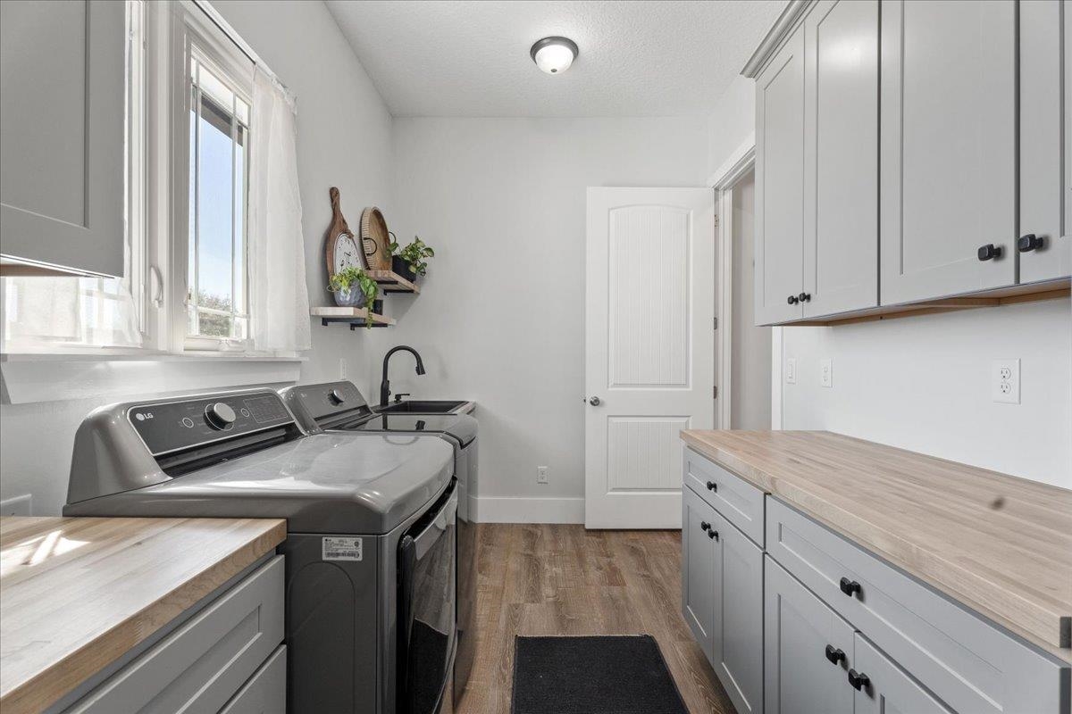 Image 42 of 92 For 47 Cannondale Ln