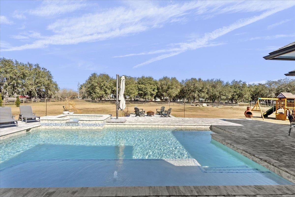 Image 53 of 92 For 47 Cannondale Ln