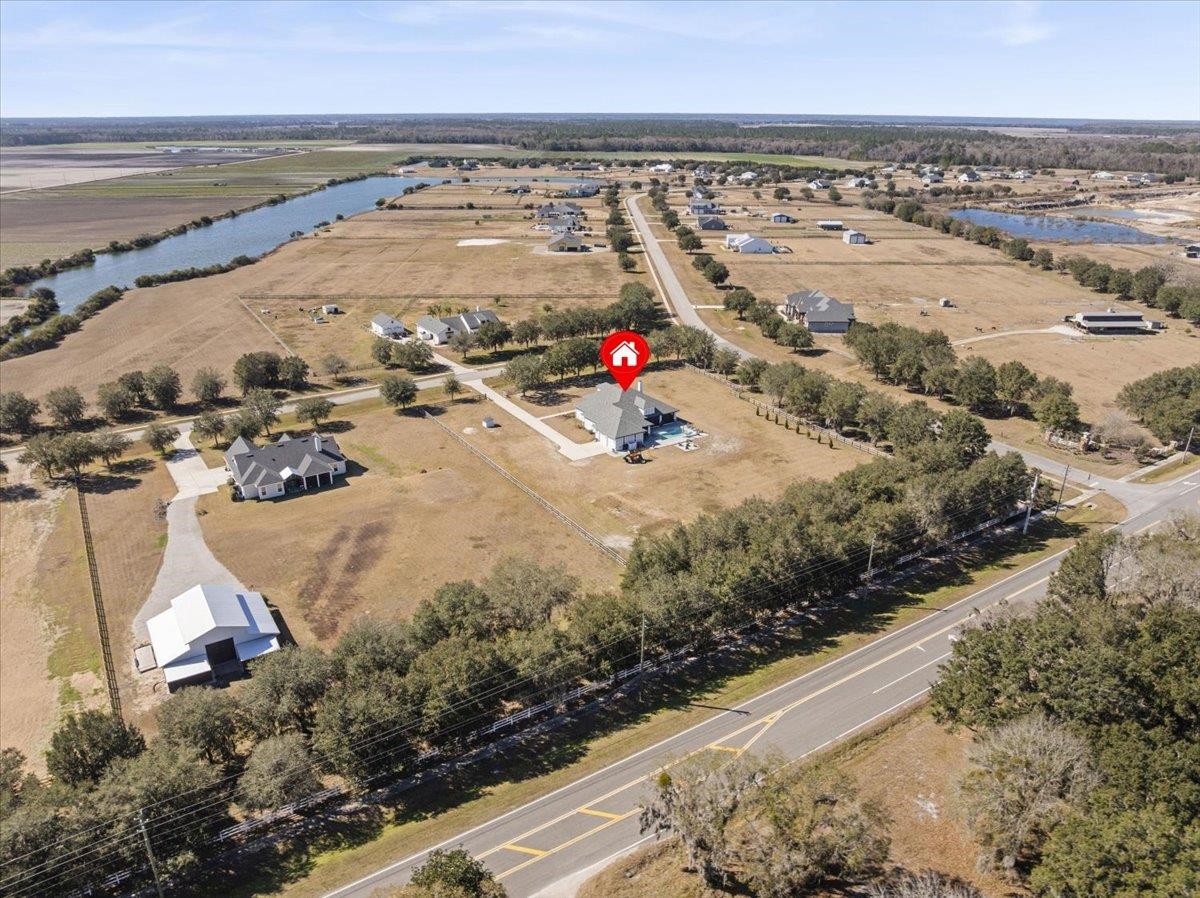 Image 77 of 92 For 47 Cannondale Ln