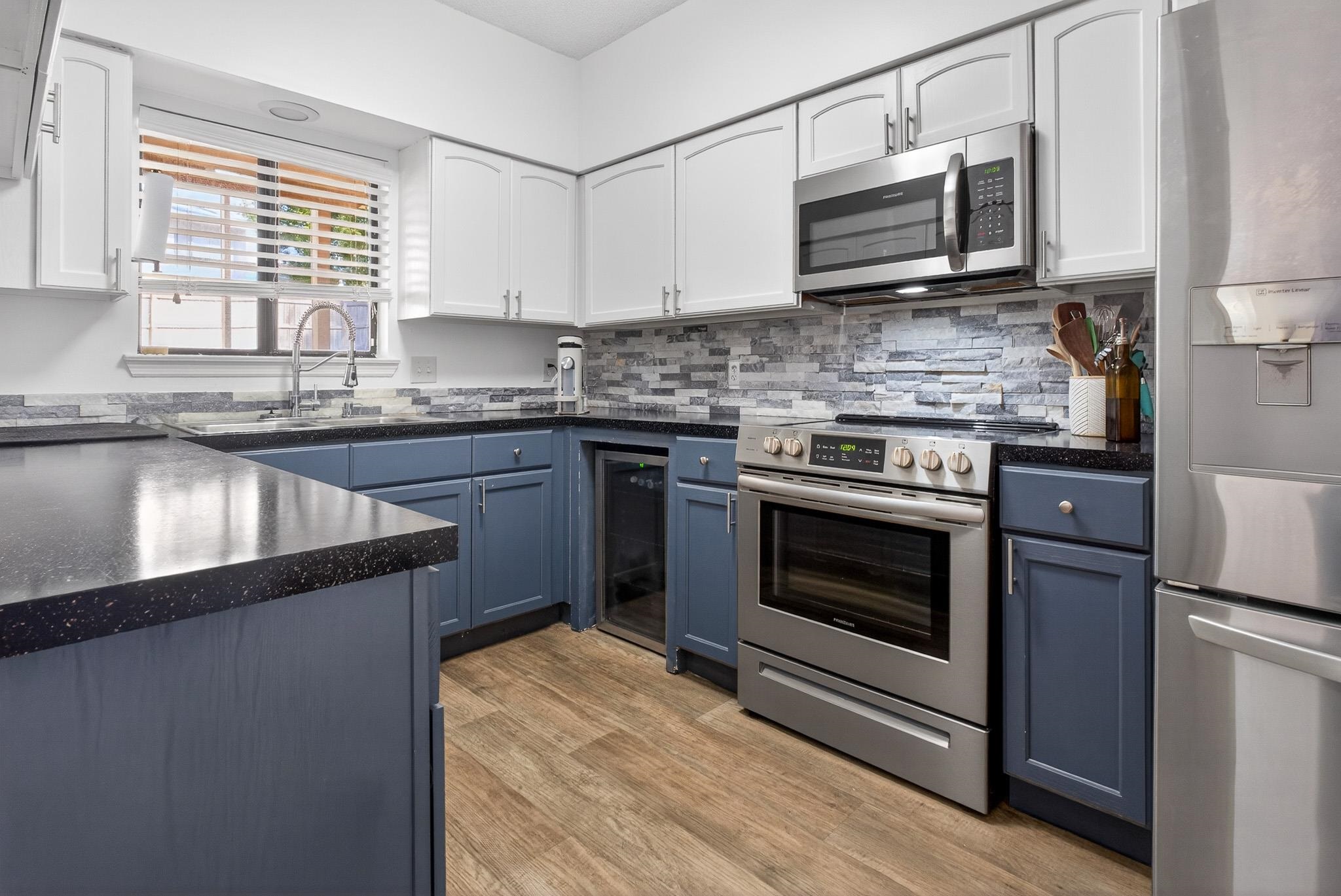 Image 10 of 46 For 2305 Wood Hill Pl  2305