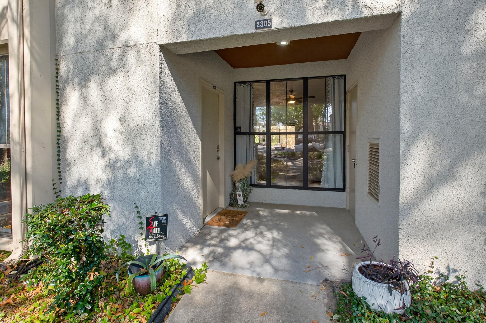 Image 13 of 46 For 2305 Wood Hill Pl  2305