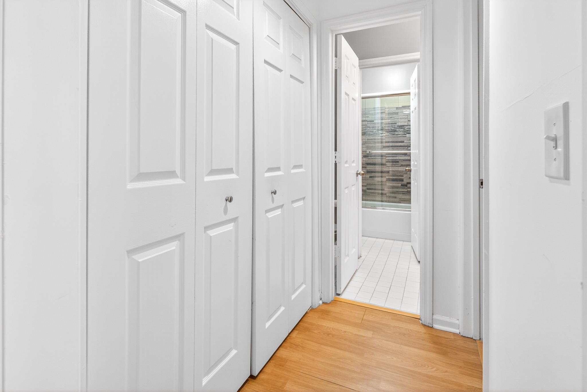 Image 24 of 46 For 2305 Wood Hill Pl  2305