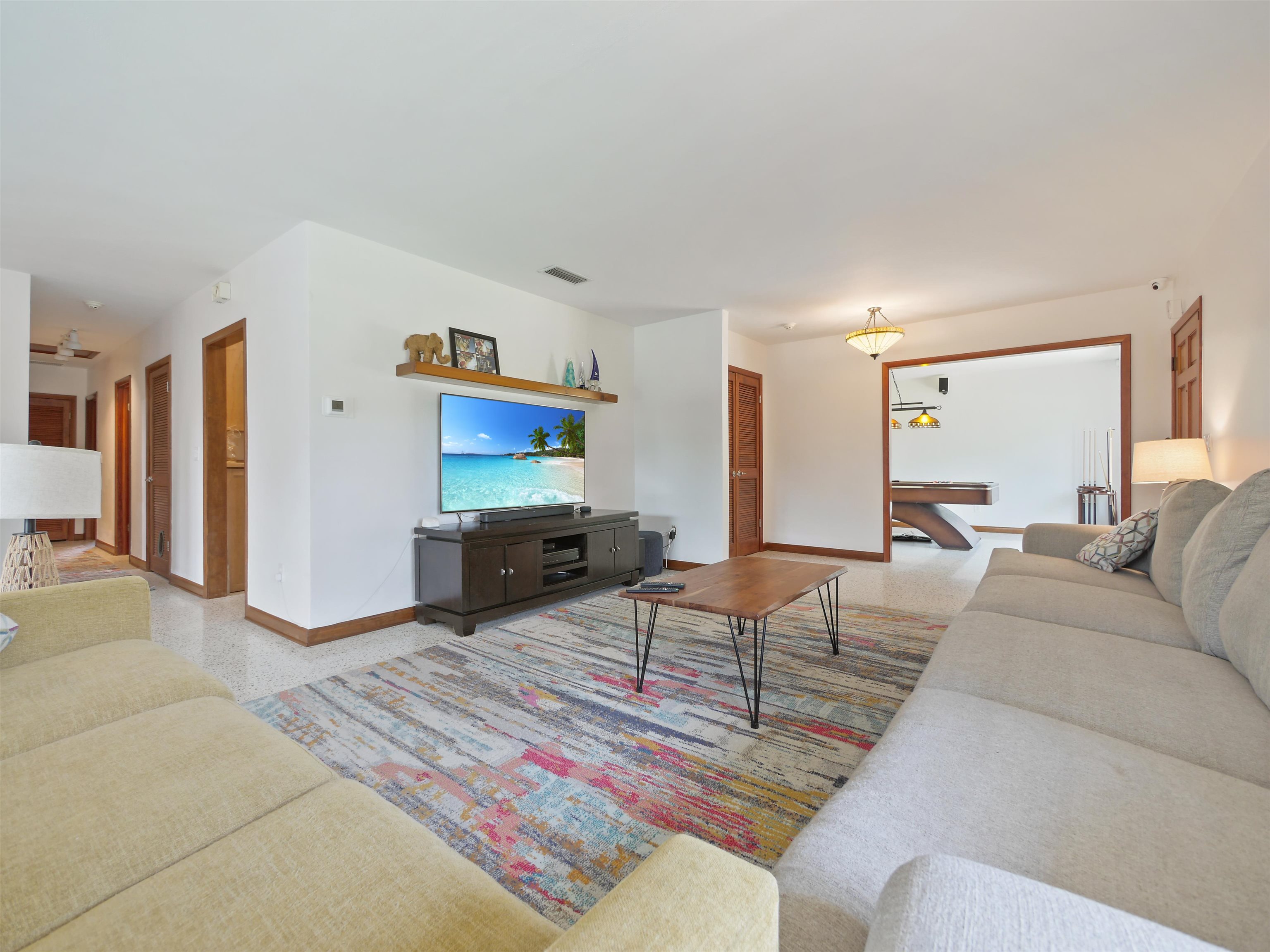 Image 10 of 62 For 205 Coquina Ave