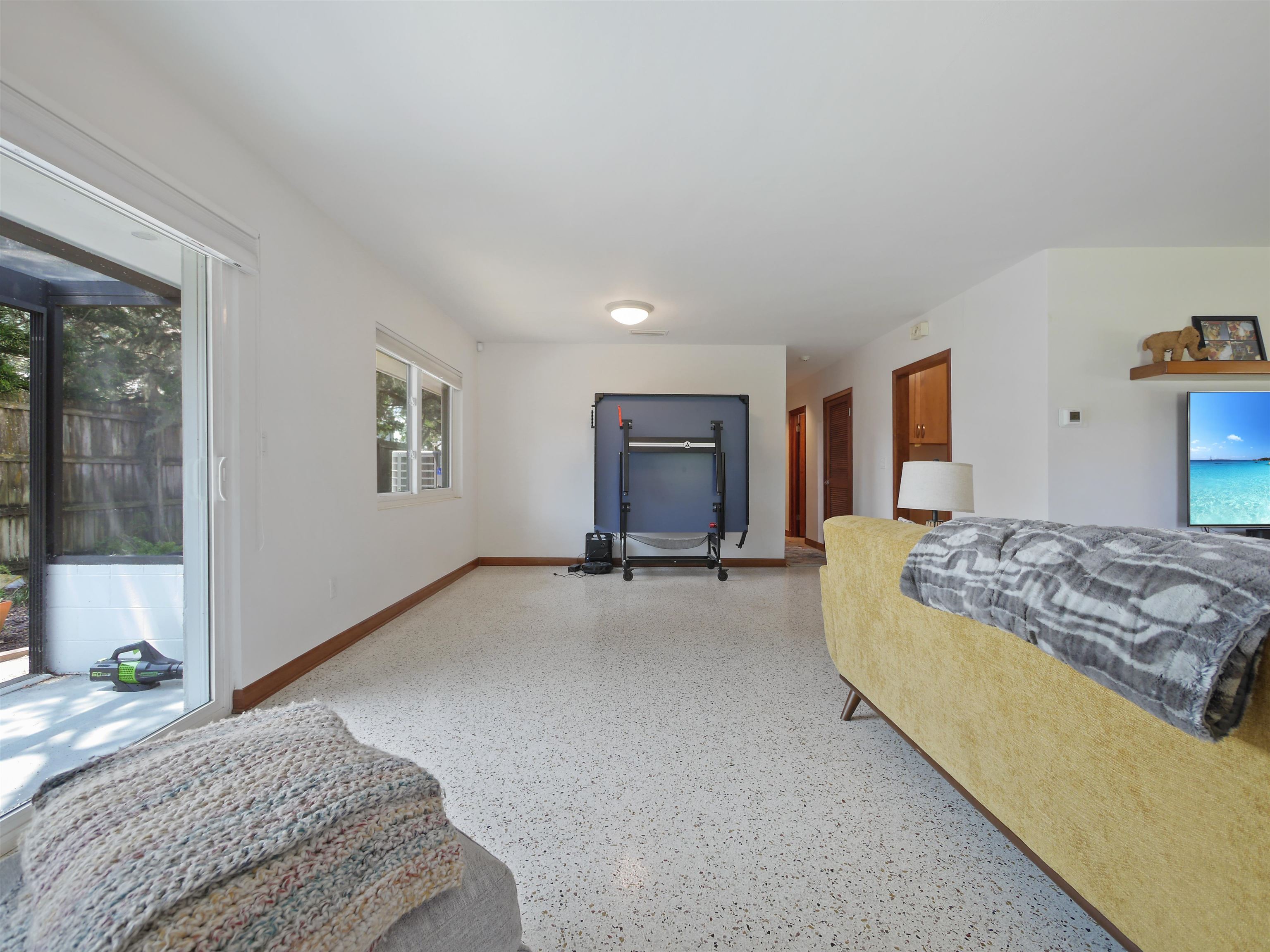 Image 13 of 62 For 205 Coquina Ave