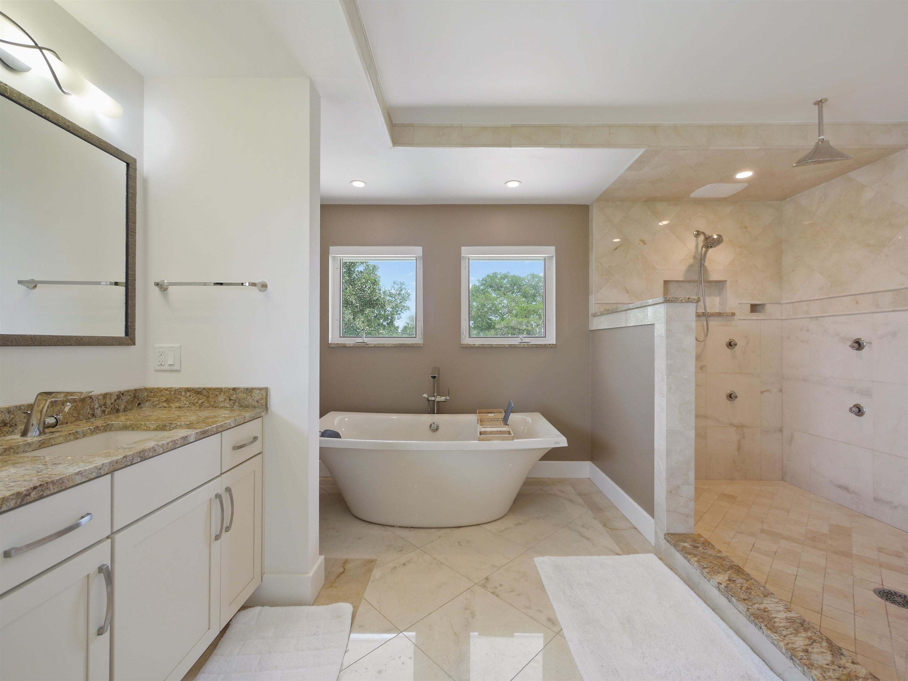 Image 27 of 62 For 205 Coquina Ave