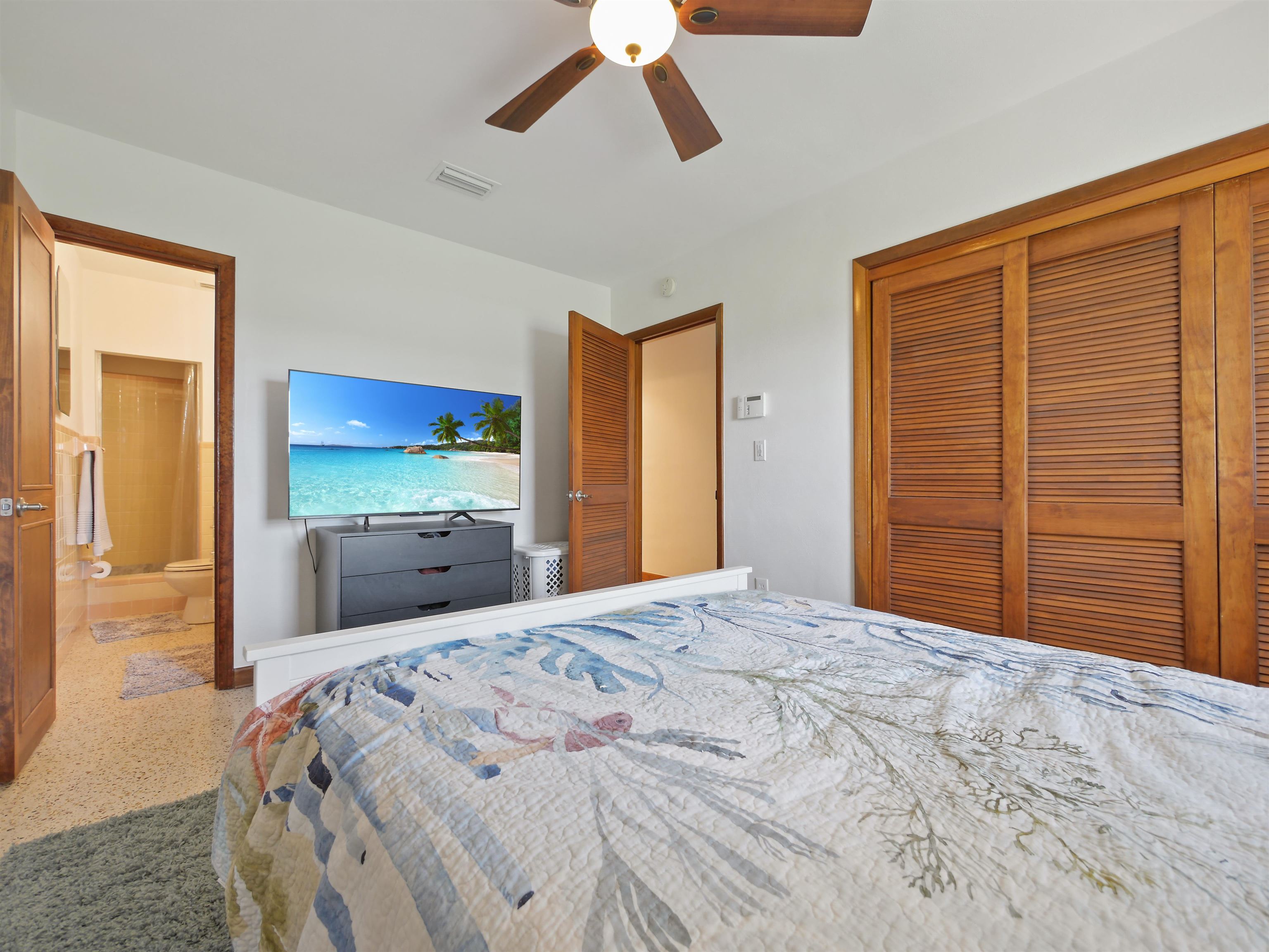 Image 43 of 62 For 205 Coquina Ave