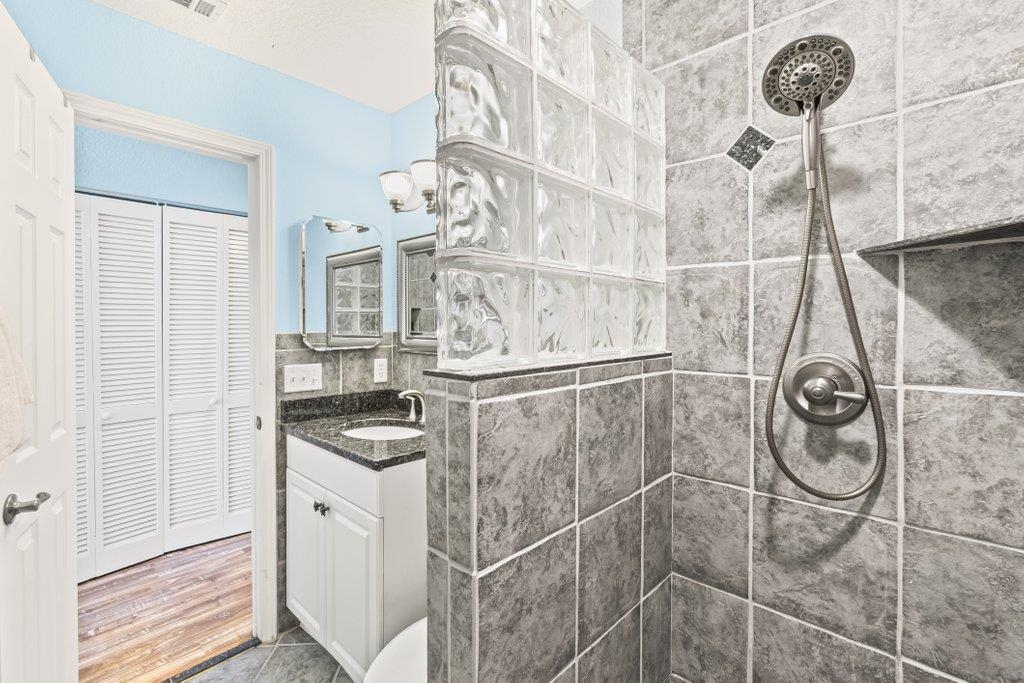 Image 35 of 56 For 8550 A1a #208 S