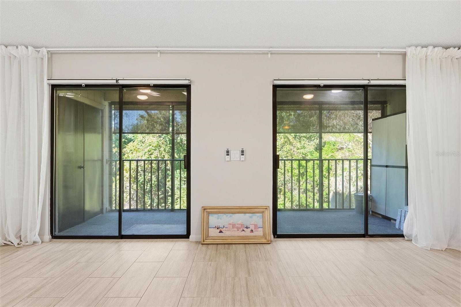 Image 14 of 40 For 32 Navarra Ct