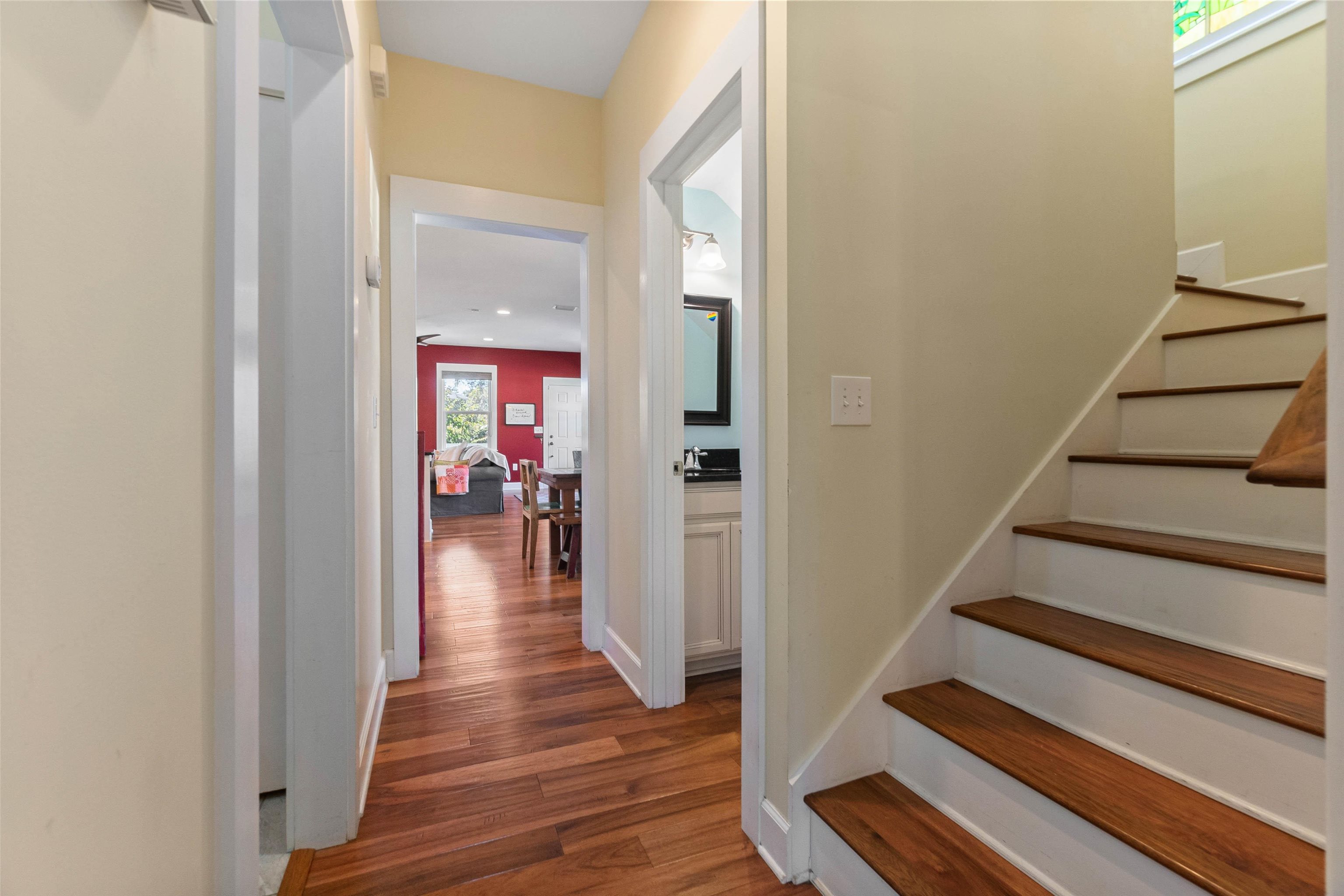 Image 25 of 42 For 161 Blanco St