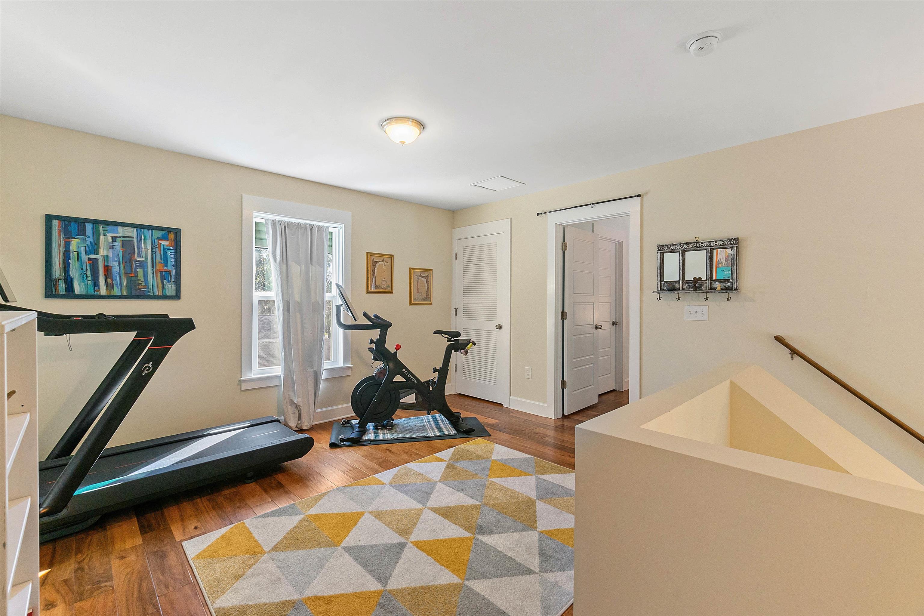 Image 26 of 42 For 161 Blanco St