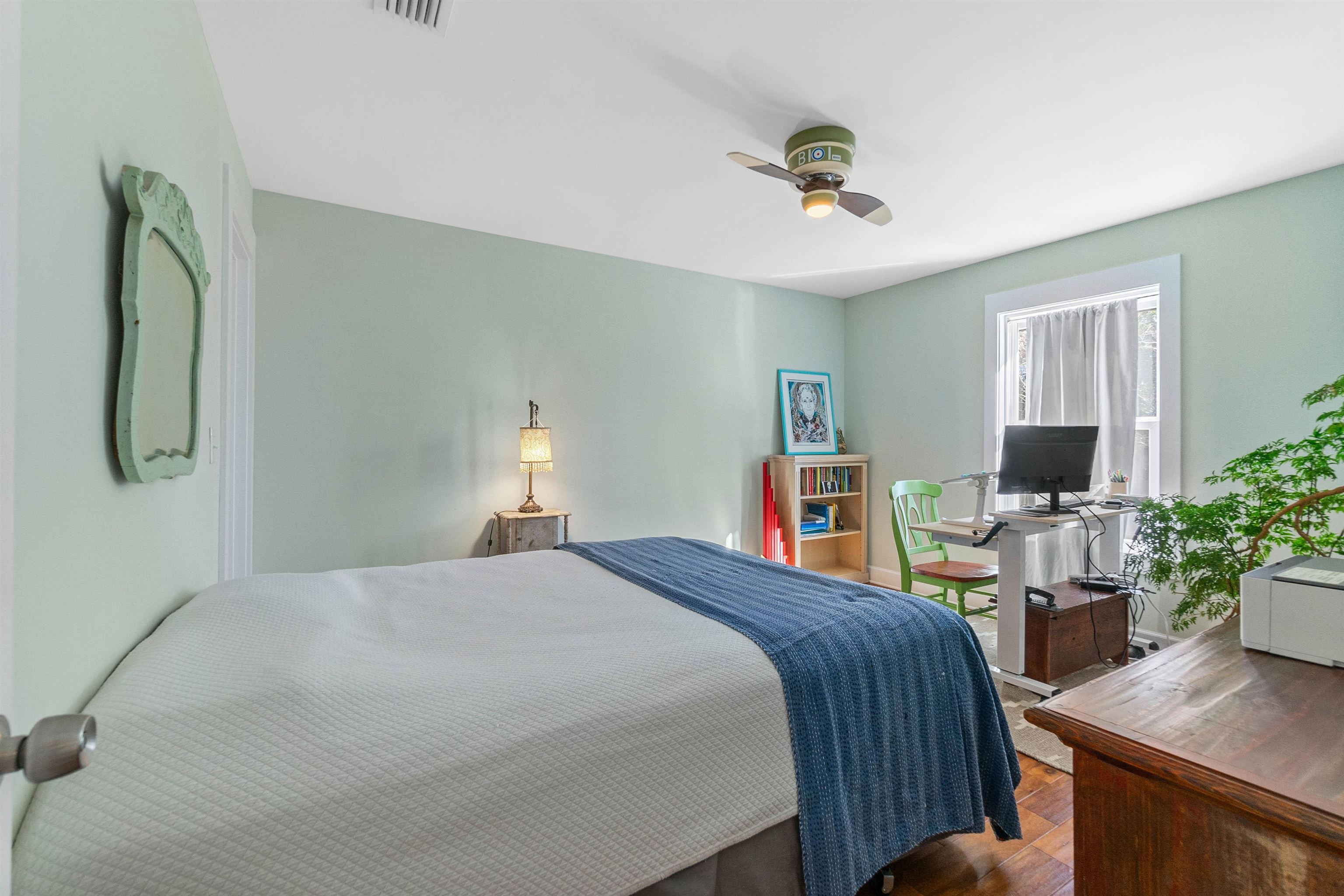 Image 27 of 42 For 161 Blanco St