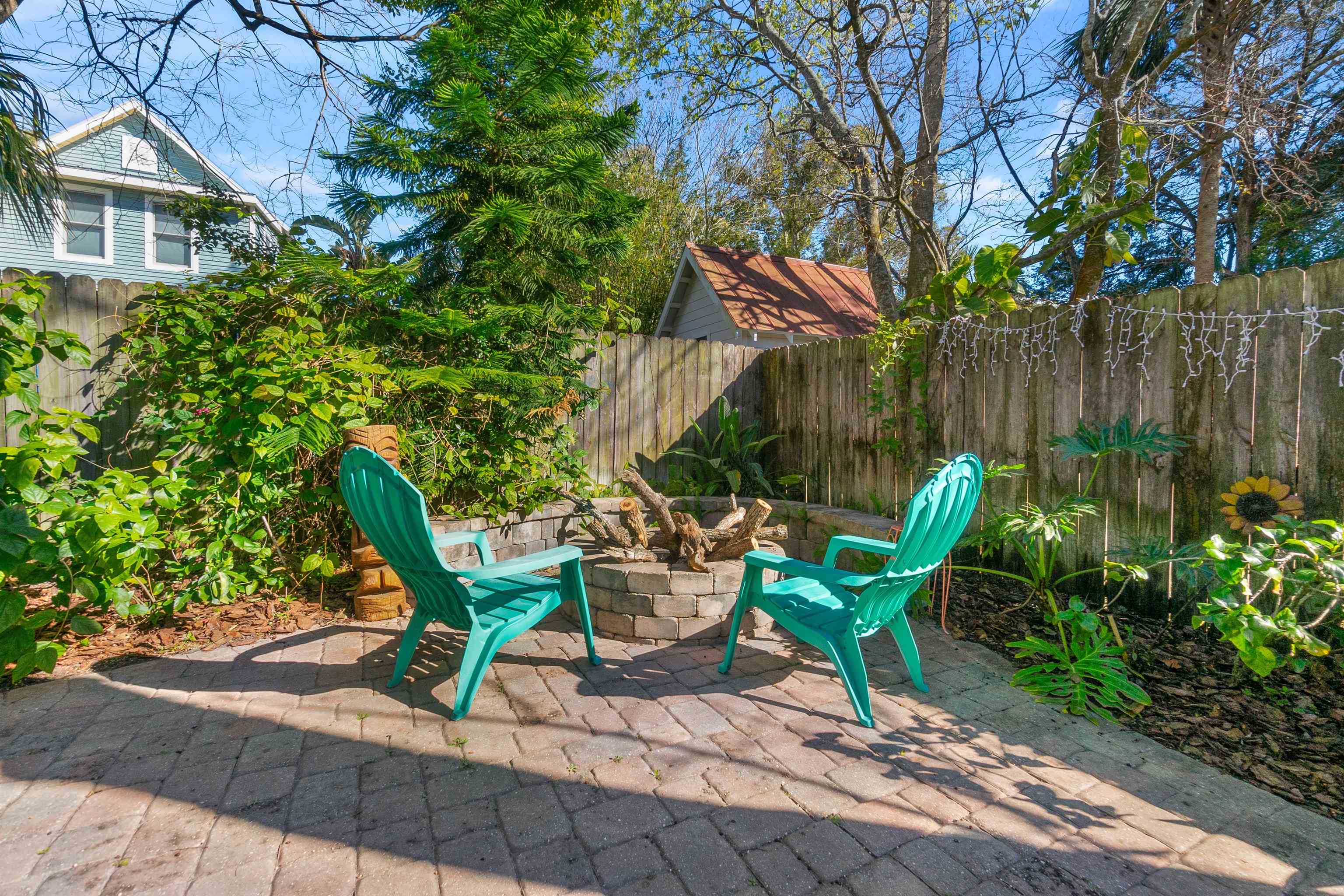 Image 35 of 42 For 161 Blanco St