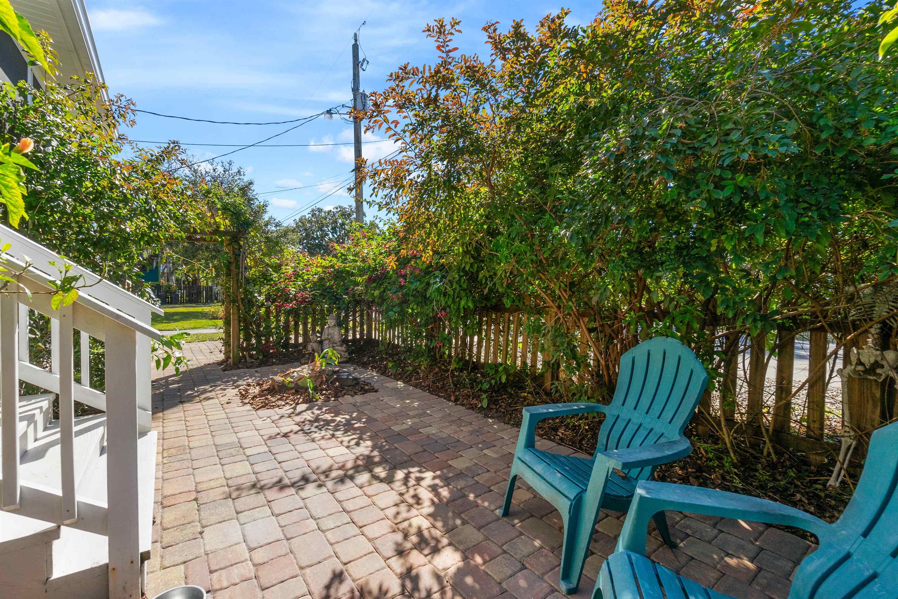 Image 41 of 42 For 161 Blanco St