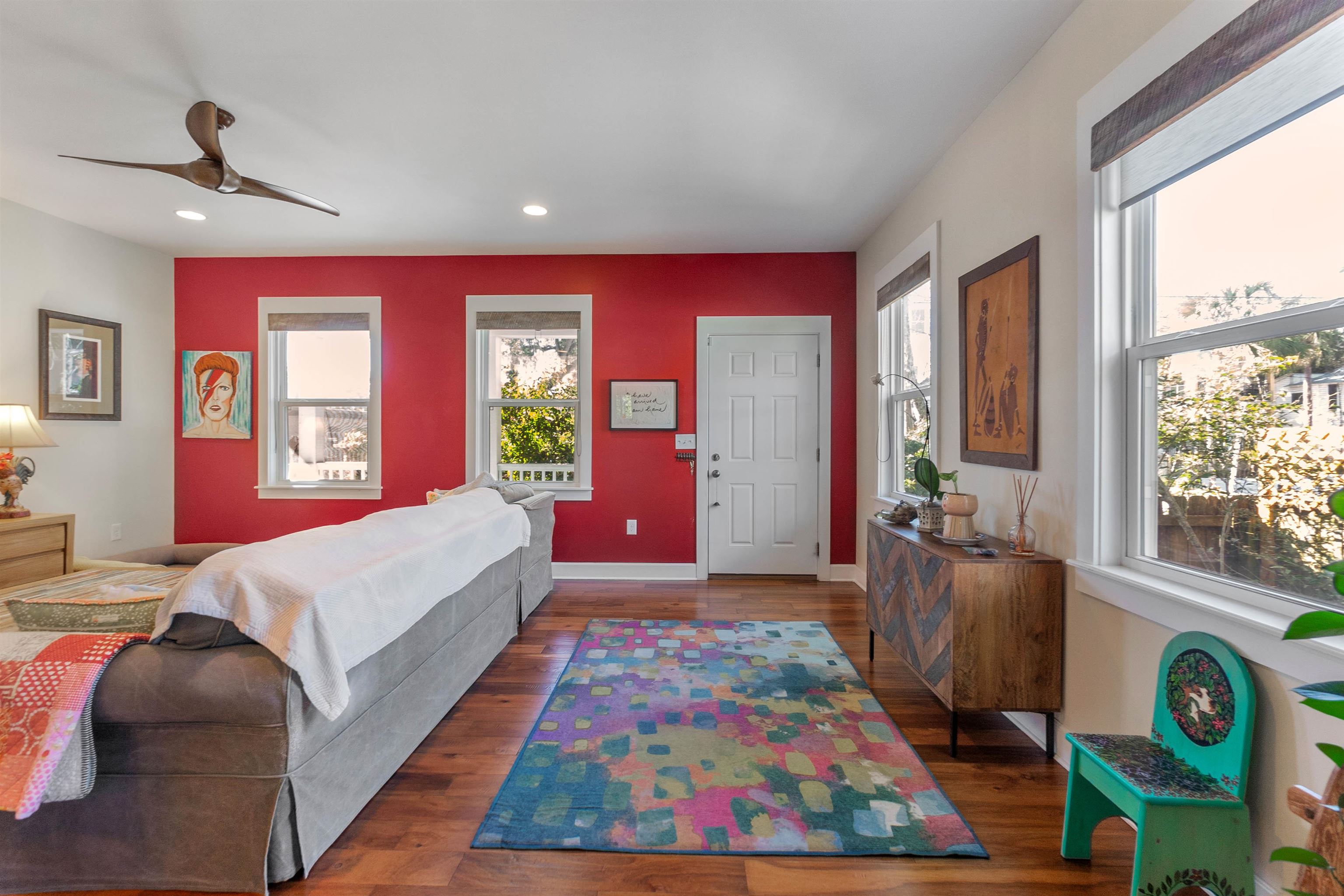 Image 7 of 42 For 161 Blanco St