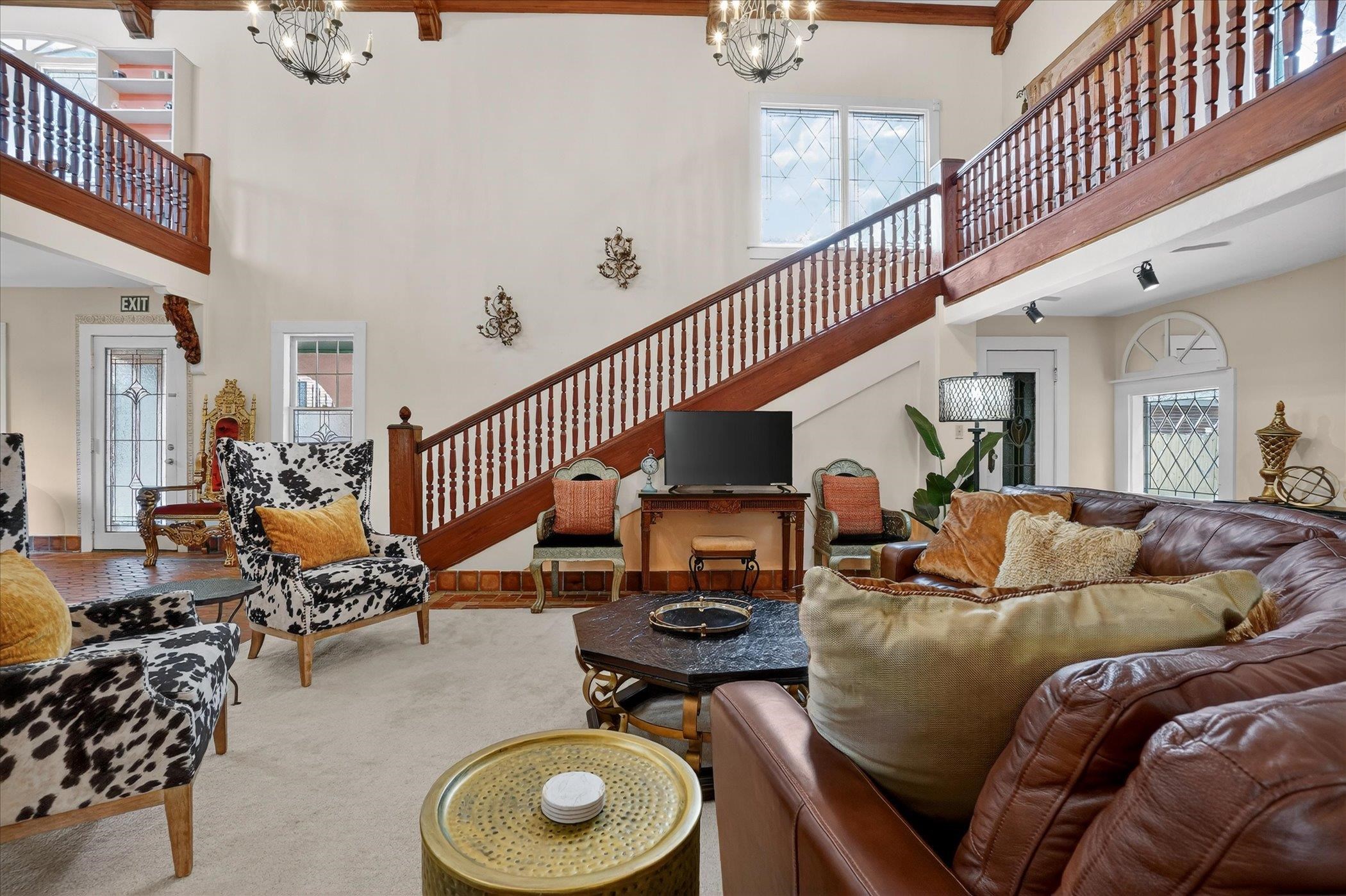 Image 19 of 86 For 16 May St  