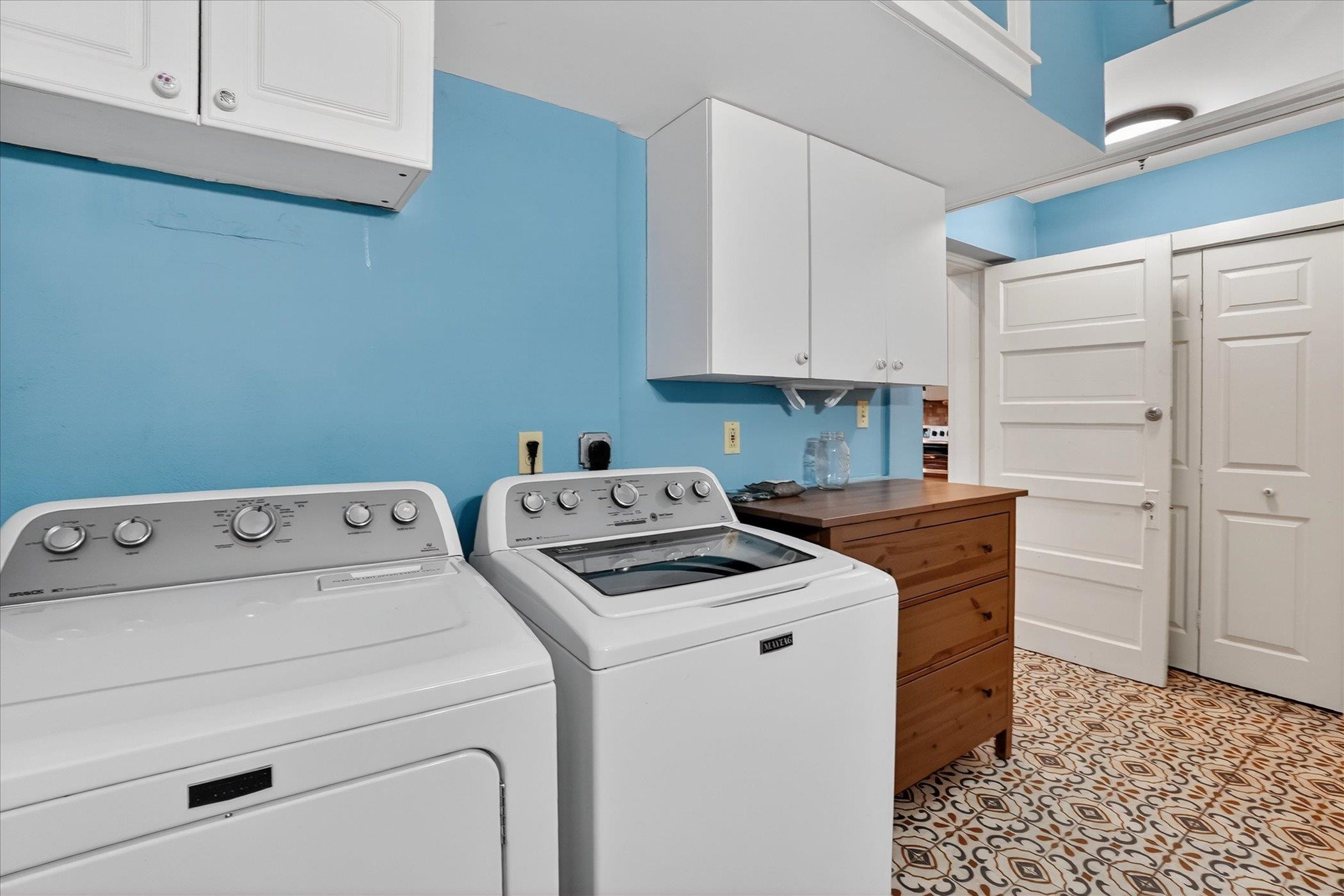 Image 39 of 86 For 16 May St  