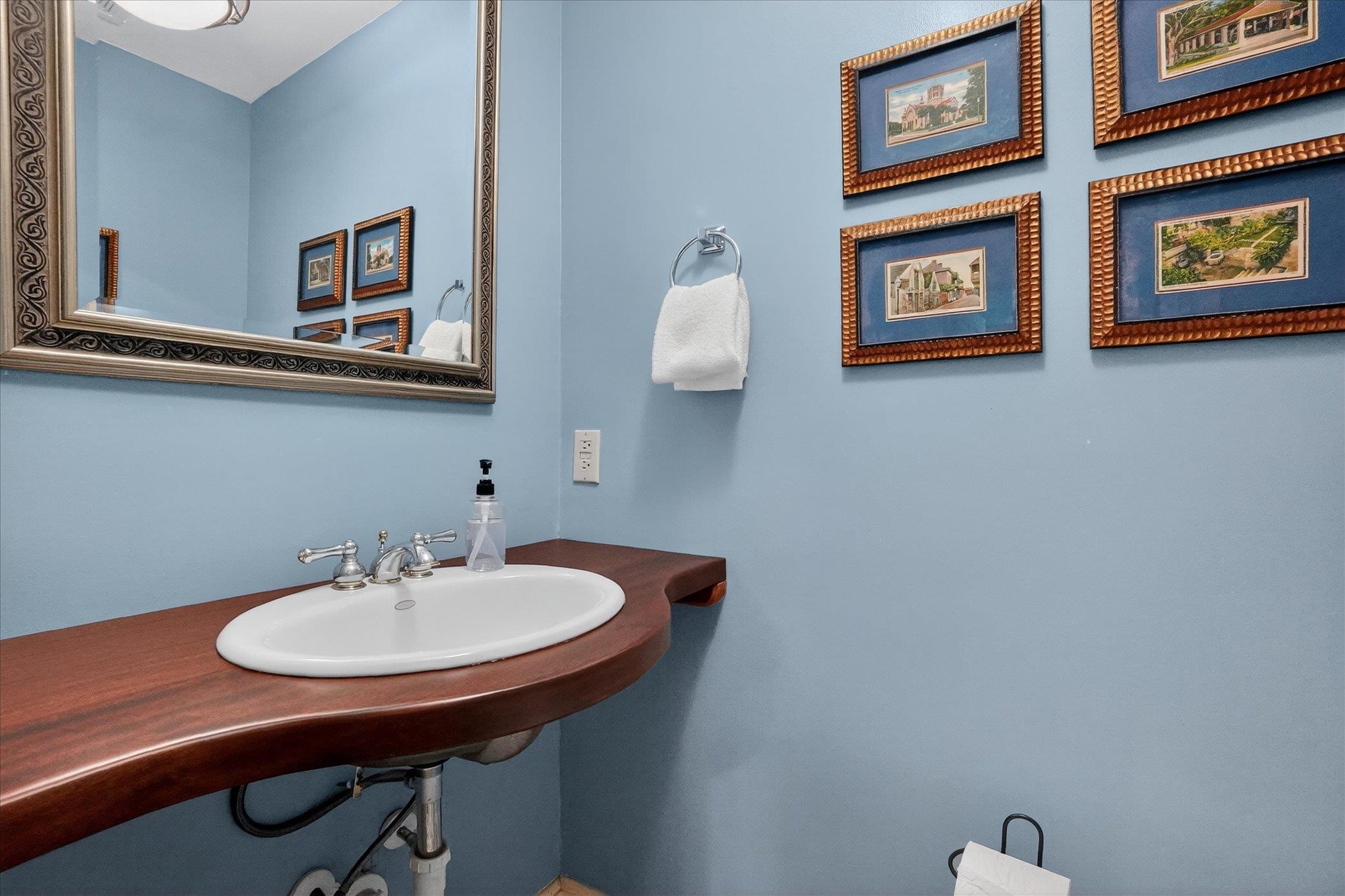 Image 48 of 86 For 16 May St  