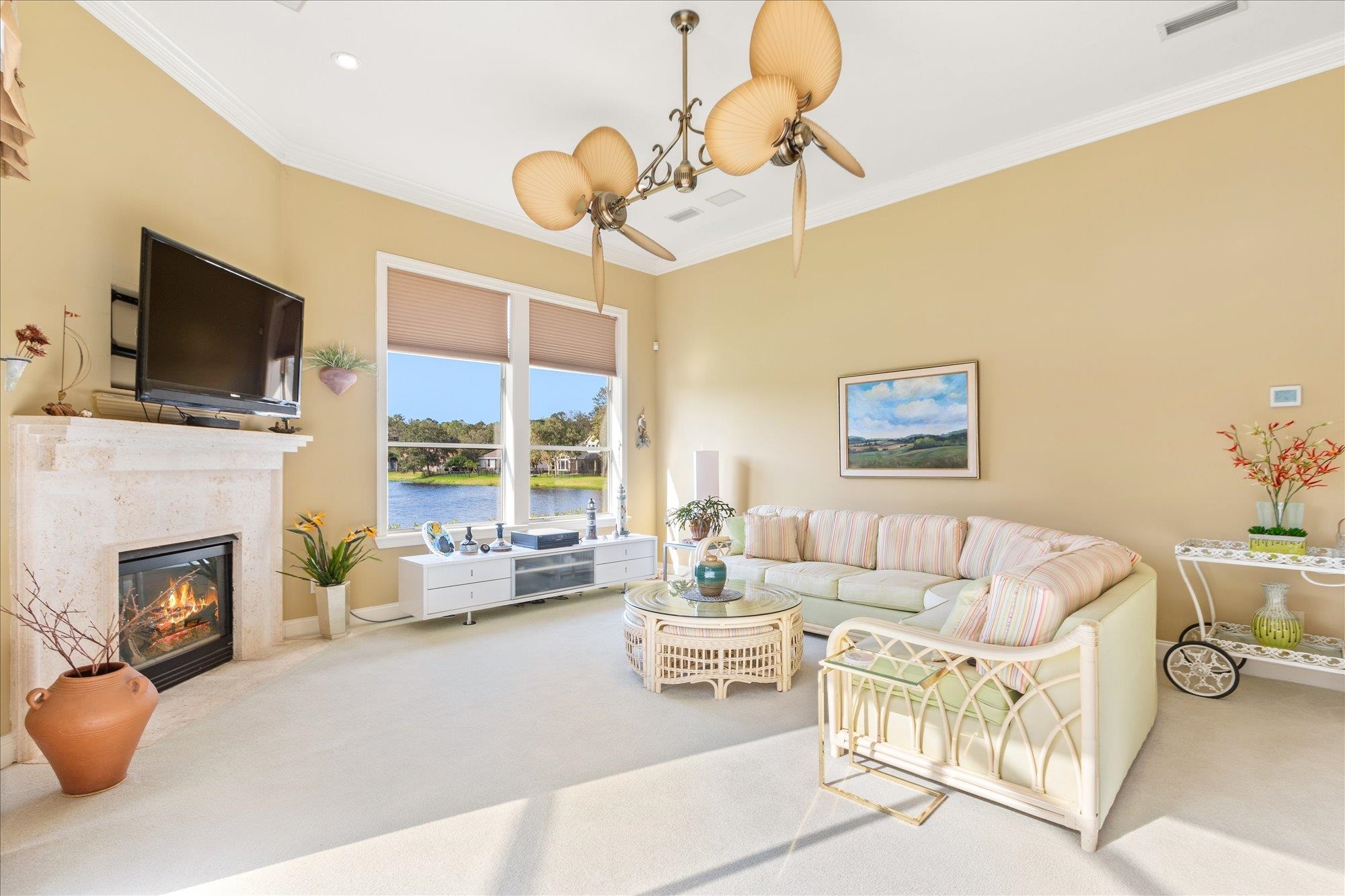 Image 14 of 31 For 700 Pinecrest Isle Ct