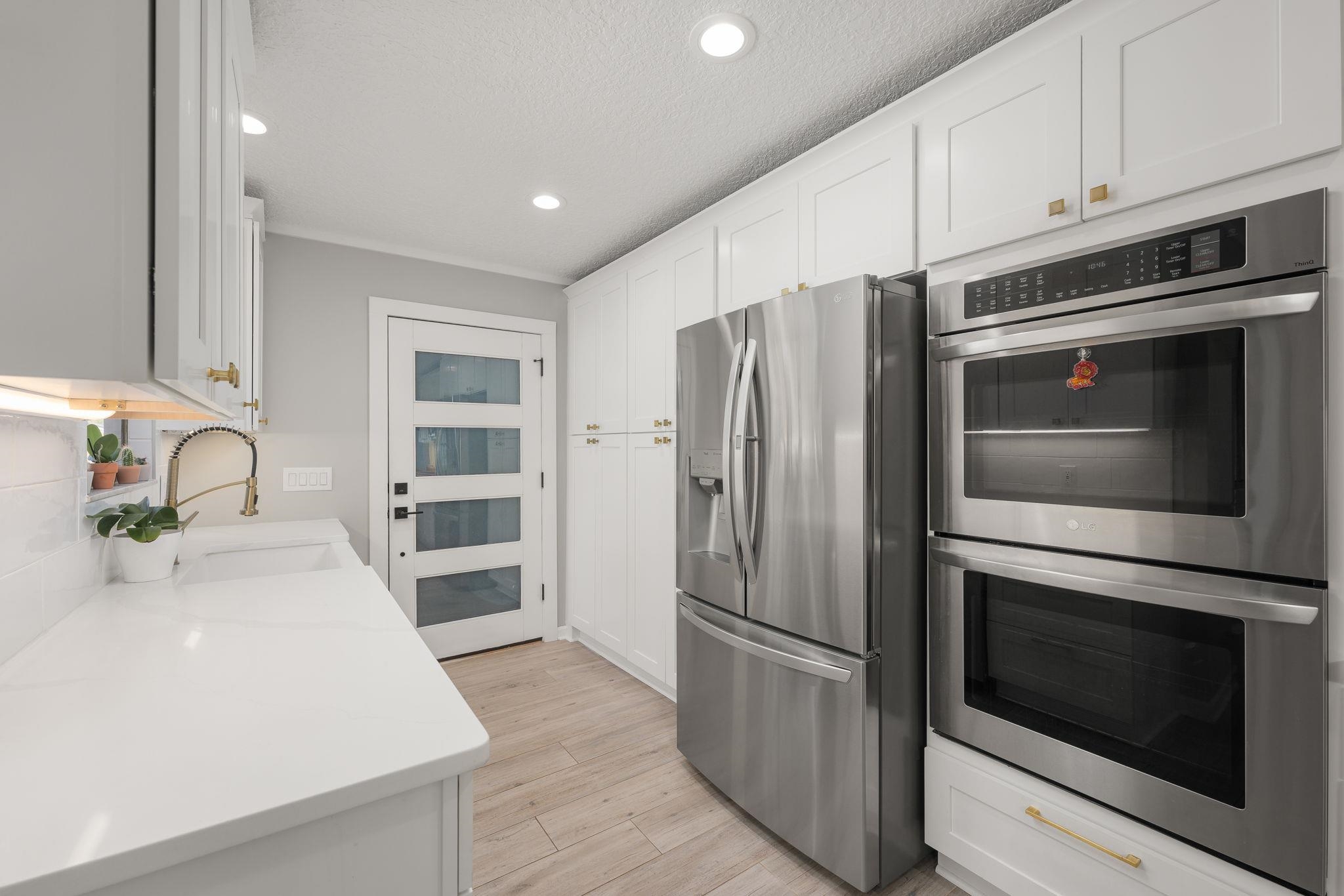 Image 16 of 47 For 4142 Burning Tree Ln