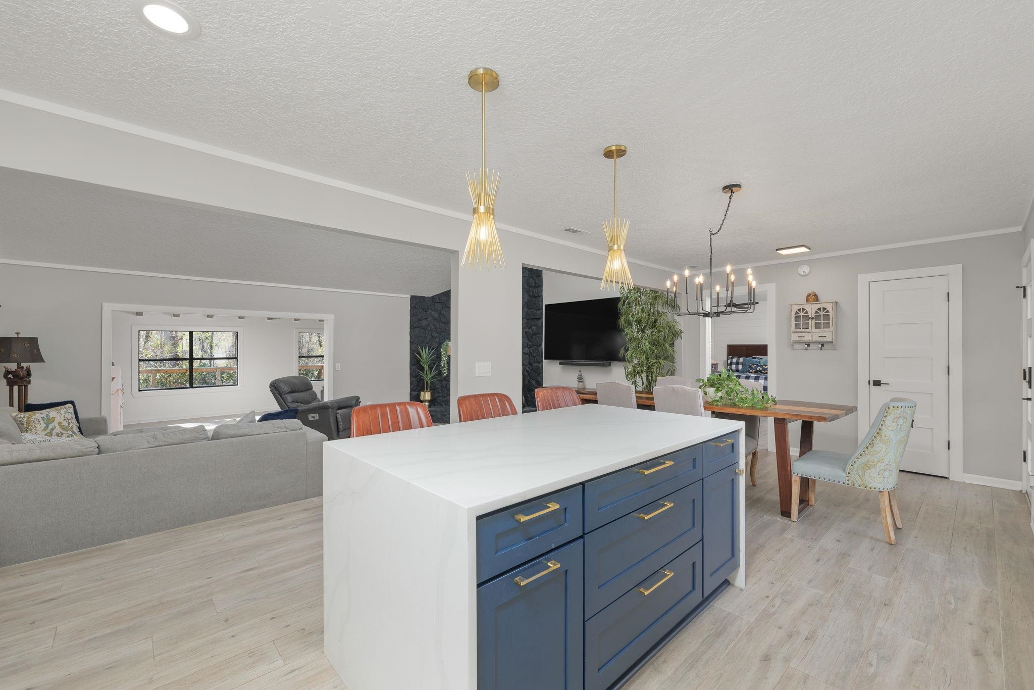 Image 18 of 47 For 4142 Burning Tree Ln