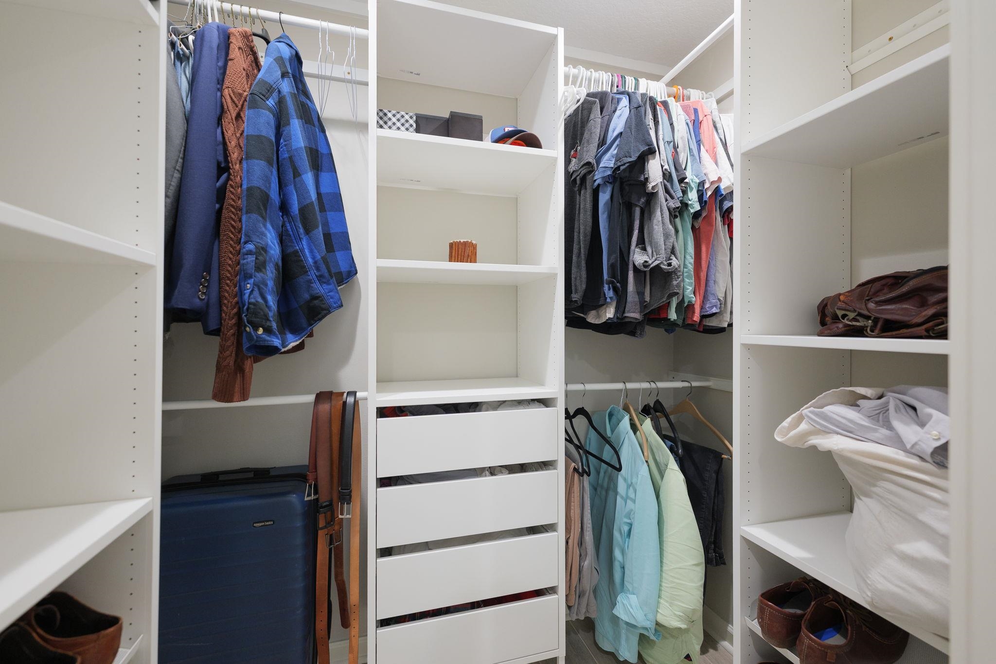 Image 30 of 47 For 4142 Burning Tree Ln