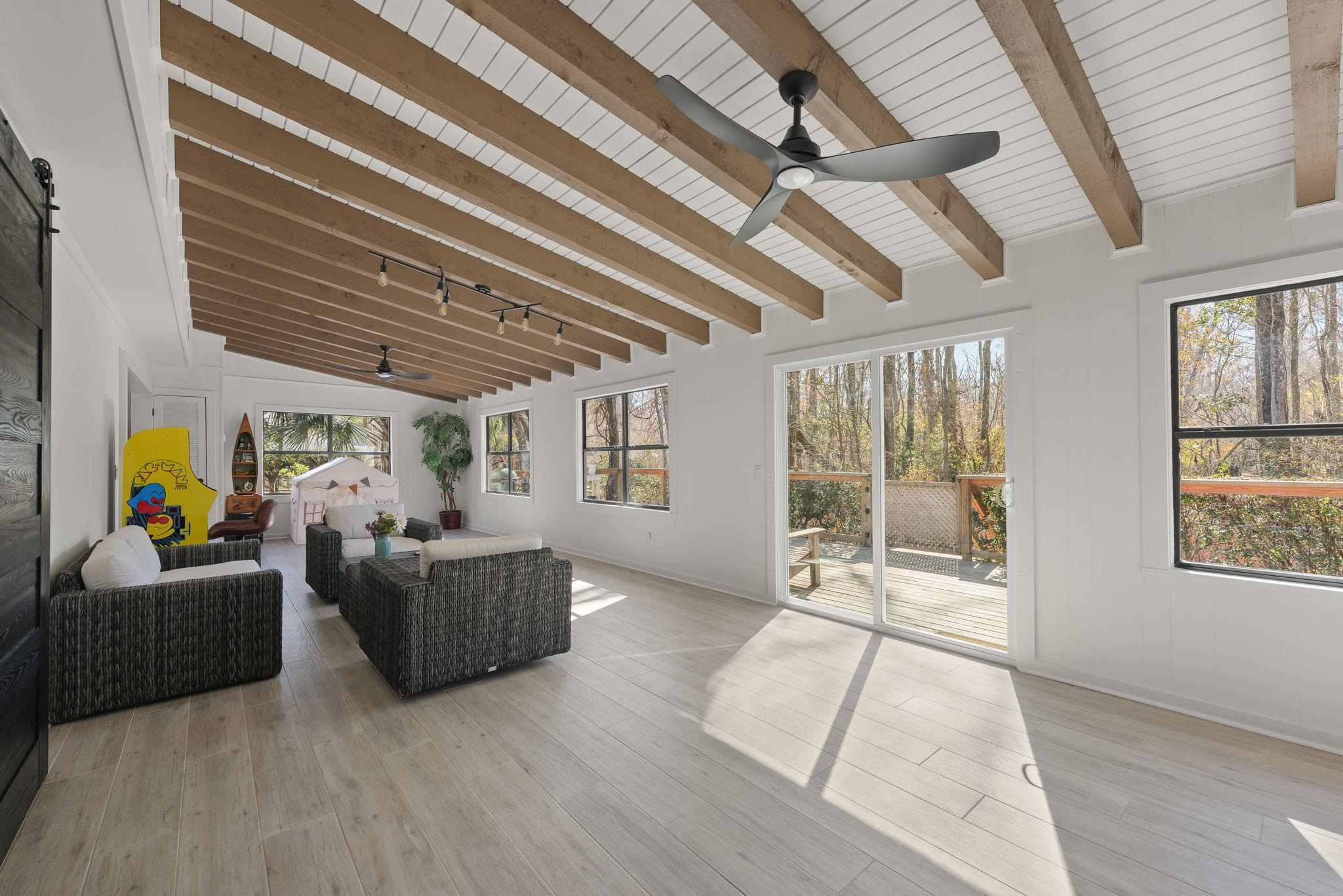 Image 31 of 47 For 4142 Burning Tree Ln