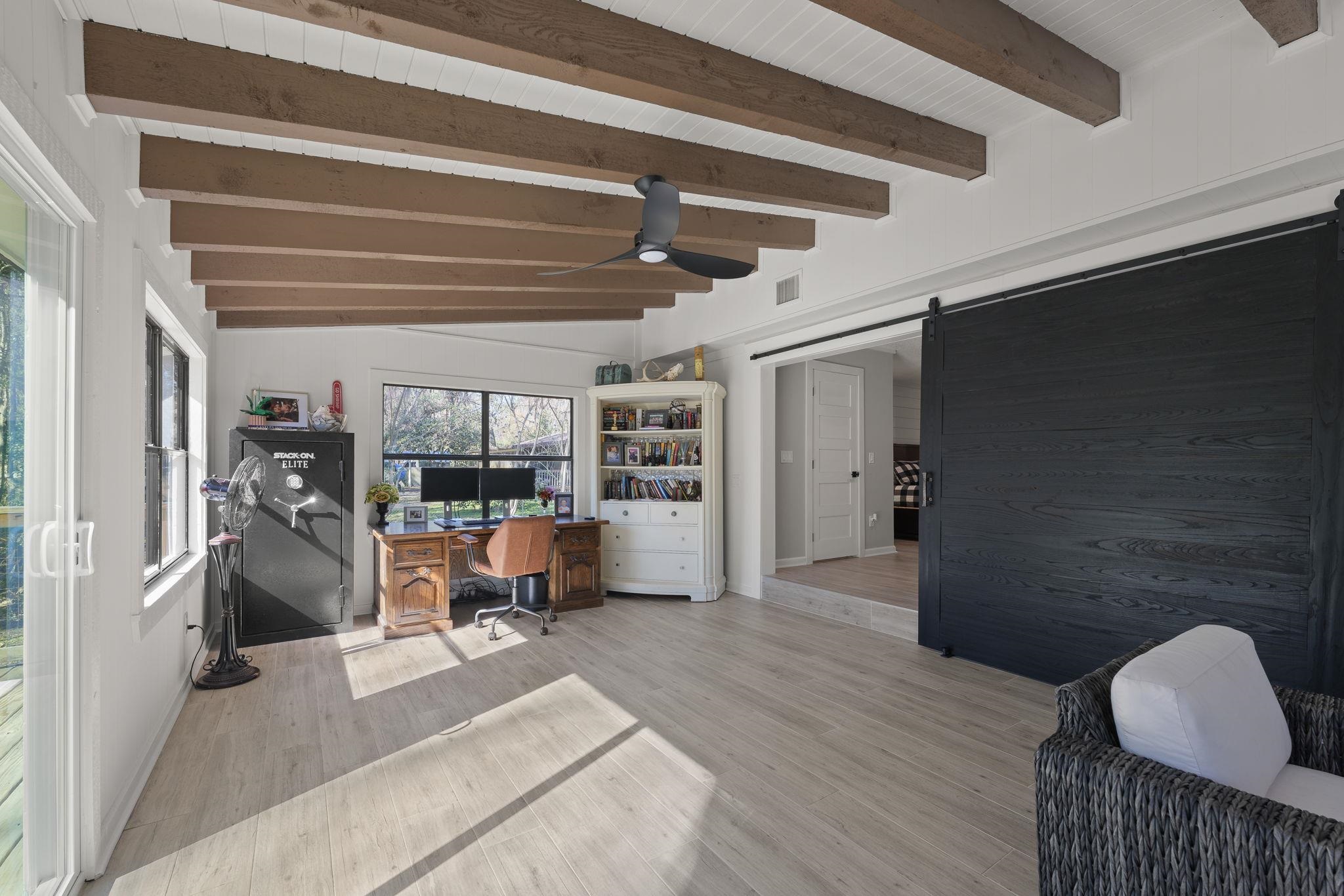 Image 32 of 47 For 4142 Burning Tree Ln