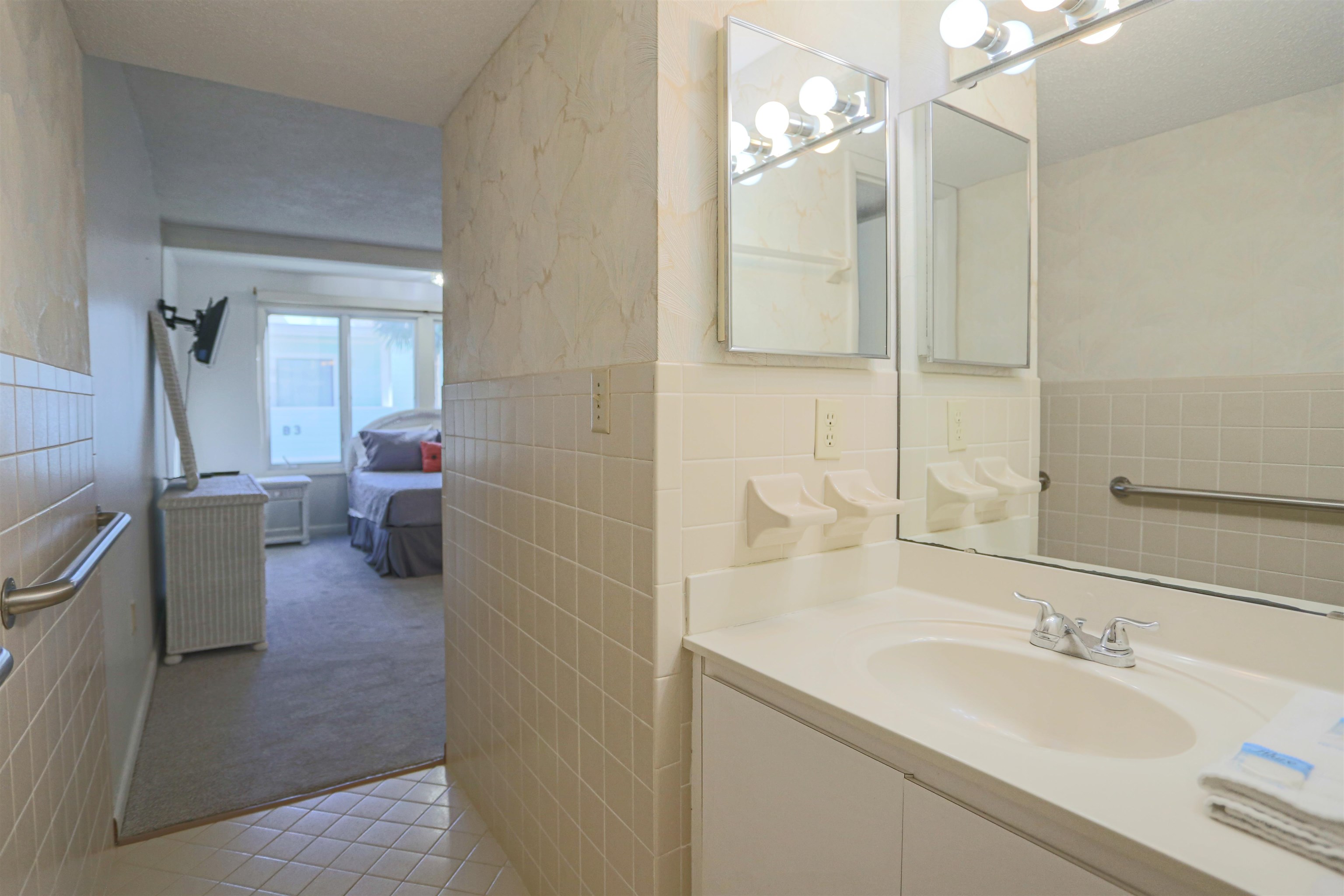 Image 30 of 33 For 6300 A1a S B5-1th