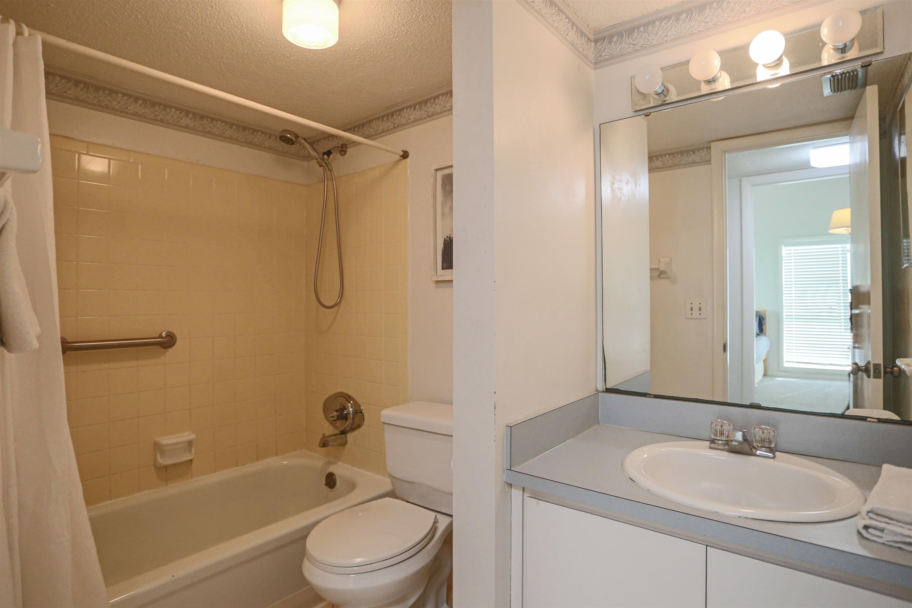 Image 31 of 33 For 6300 A1a S B5-1th