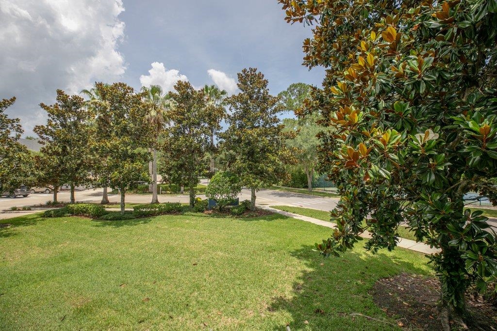 Image 11 of 42 For 104 Laurel Wood Way  202