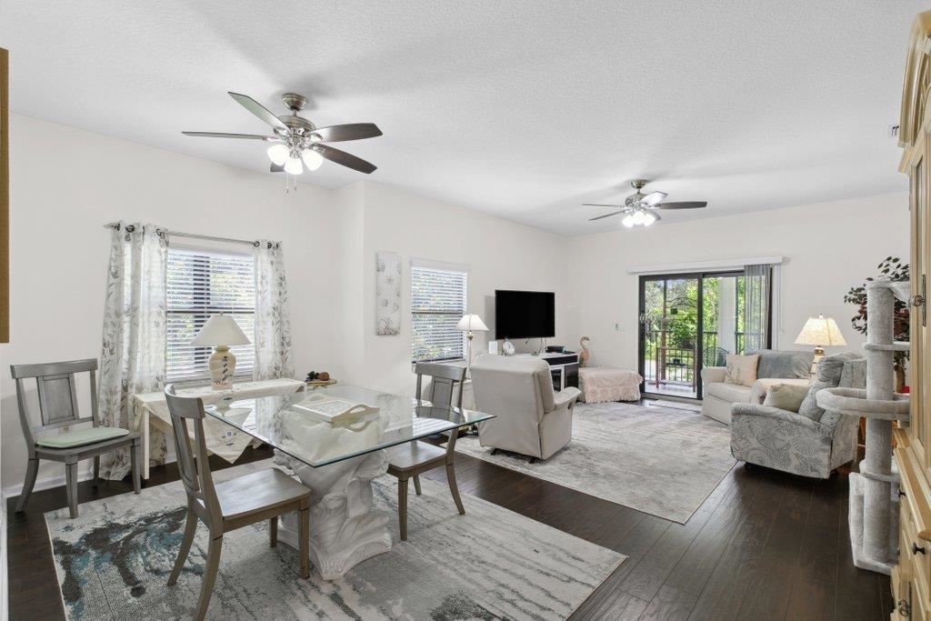 Image 15 of 42 For 104 Laurel Wood Way  202