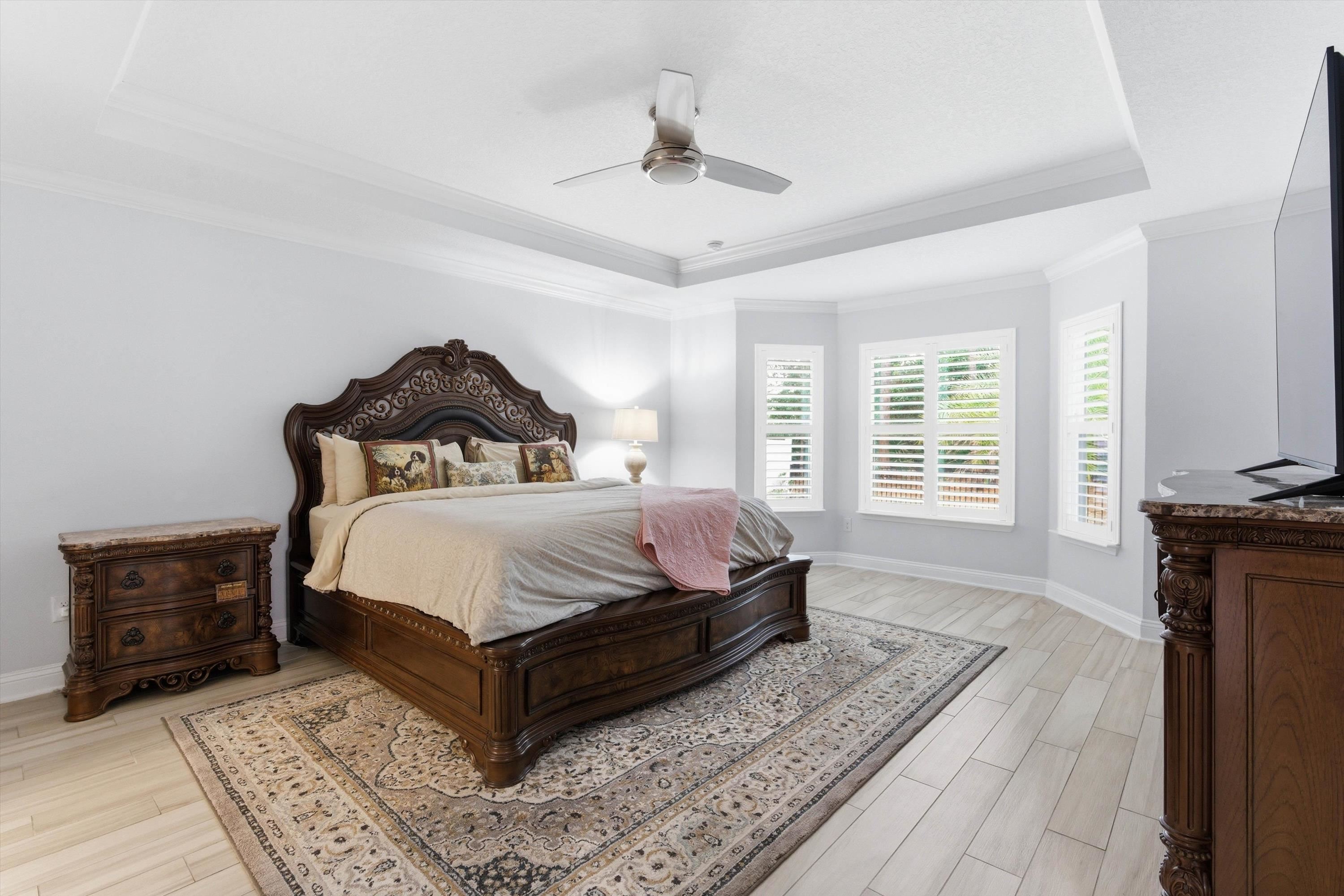 Image 13 of 32 For 271 Lost Lake Dr