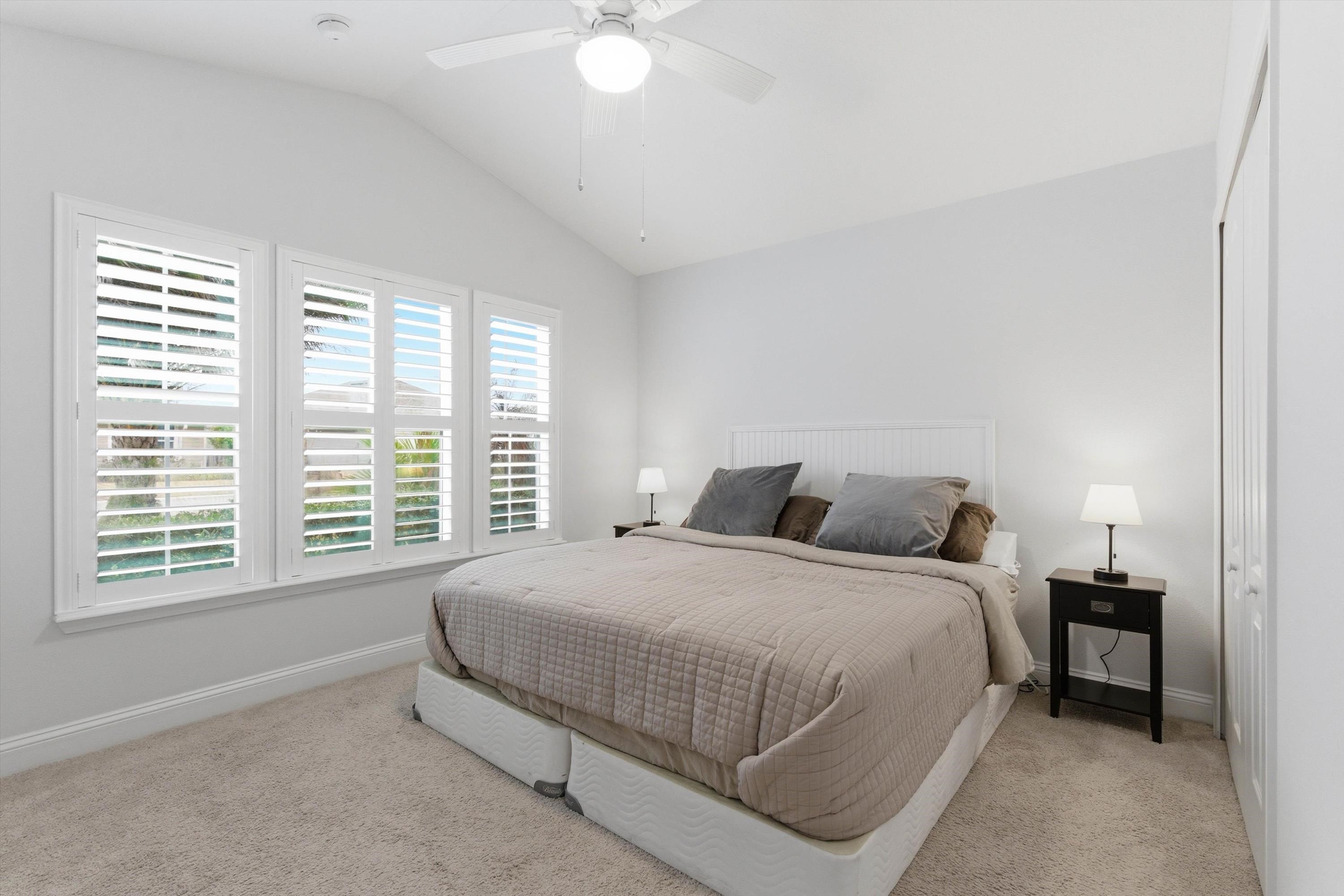 Image 16 of 32 For 271 Lost Lake Dr