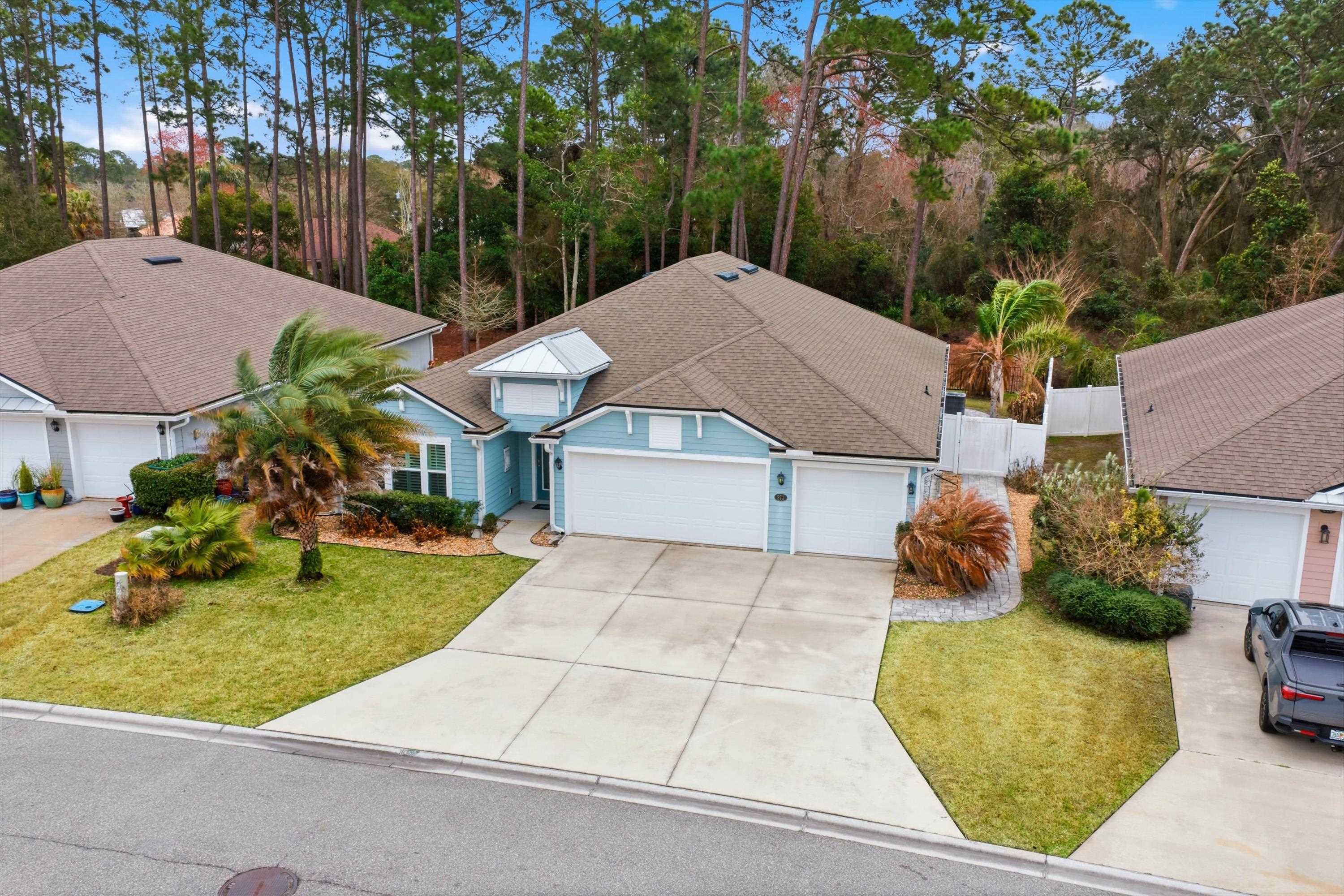 Image 25 of 32 For 271 Lost Lake Dr