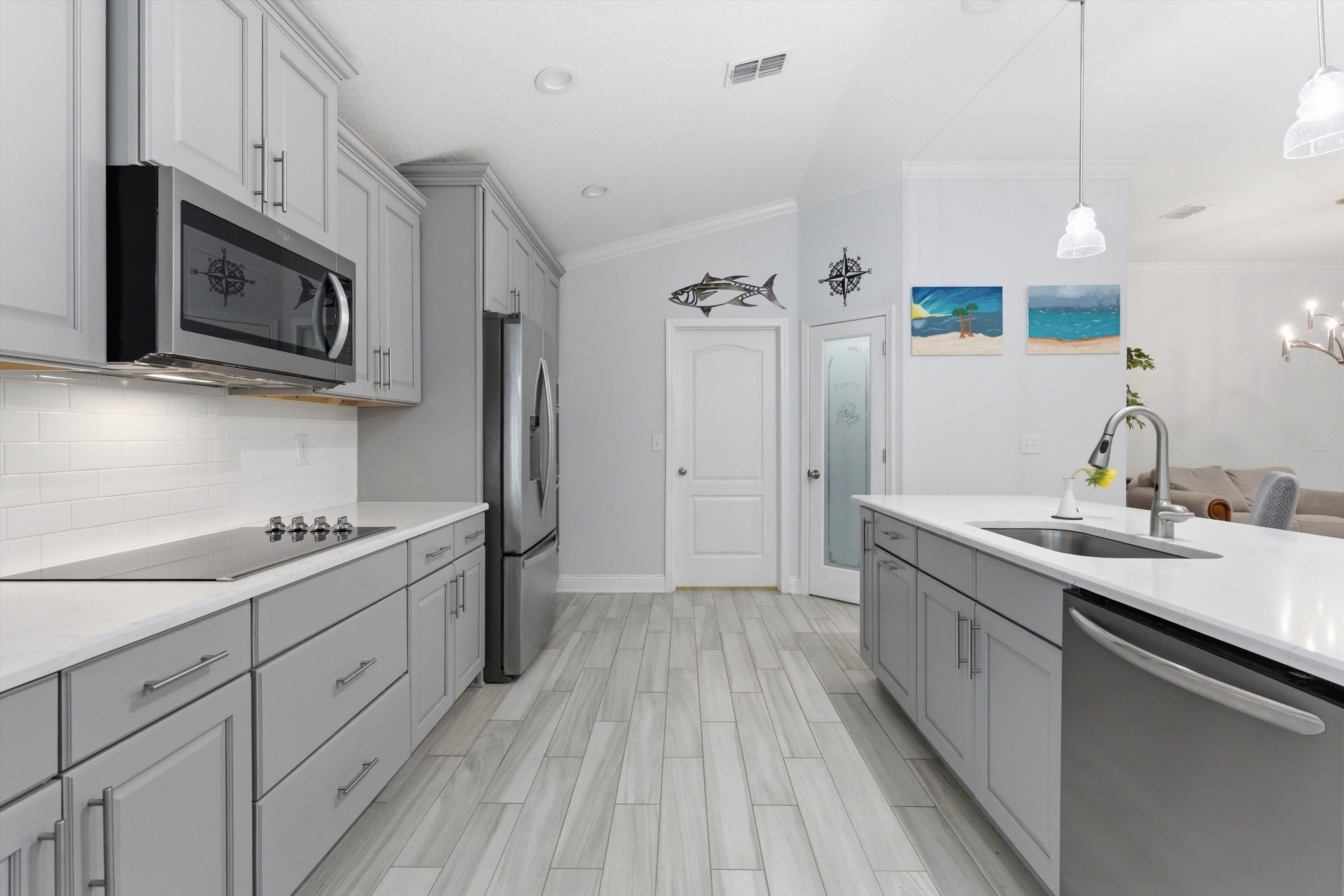 Image 9 of 32 For 271 Lost Lake Dr