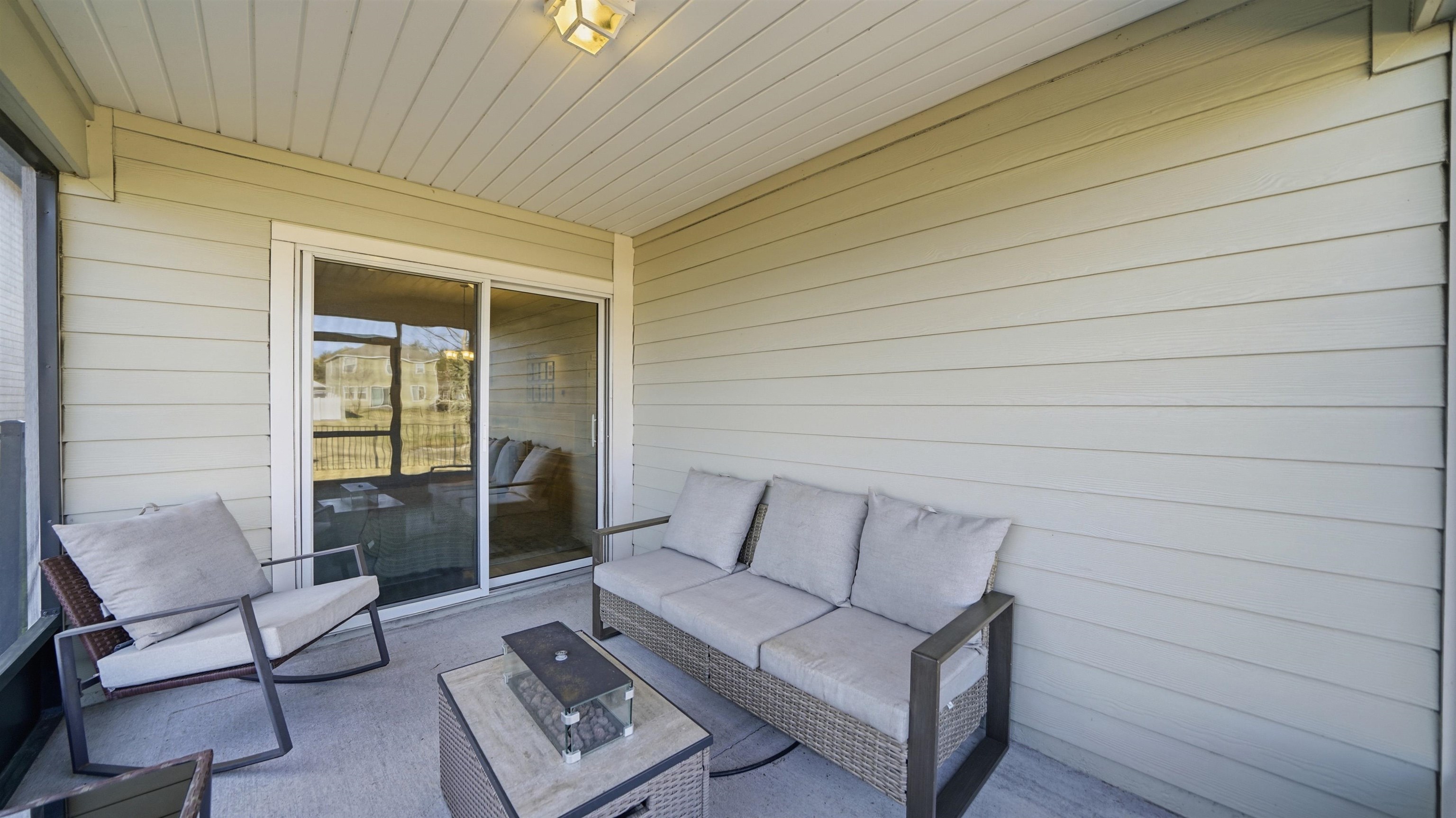 Image 29 of 50 For 14591 Barred Owl Way