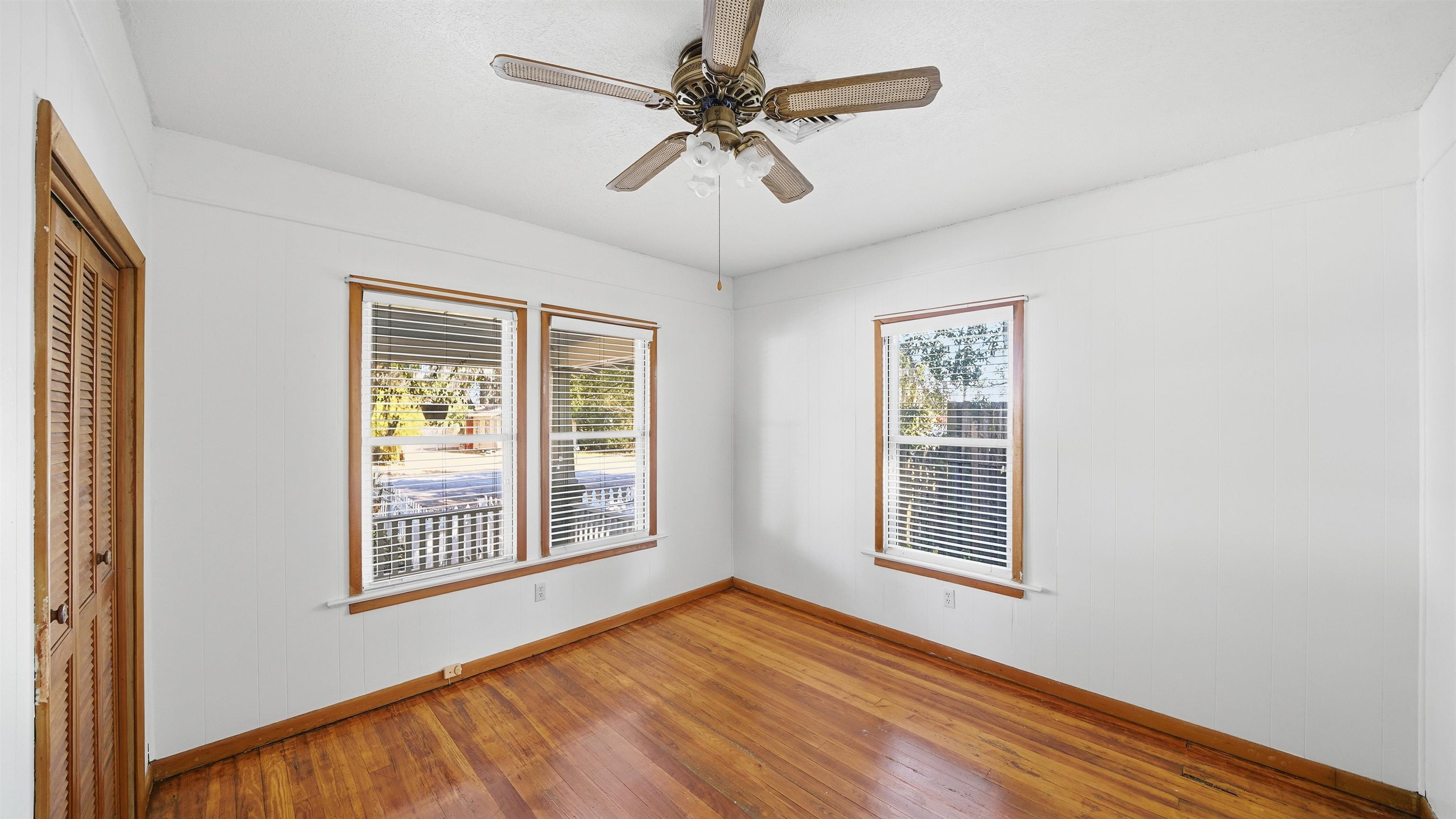 Image 16 of 65 For 17 Aviles Dr