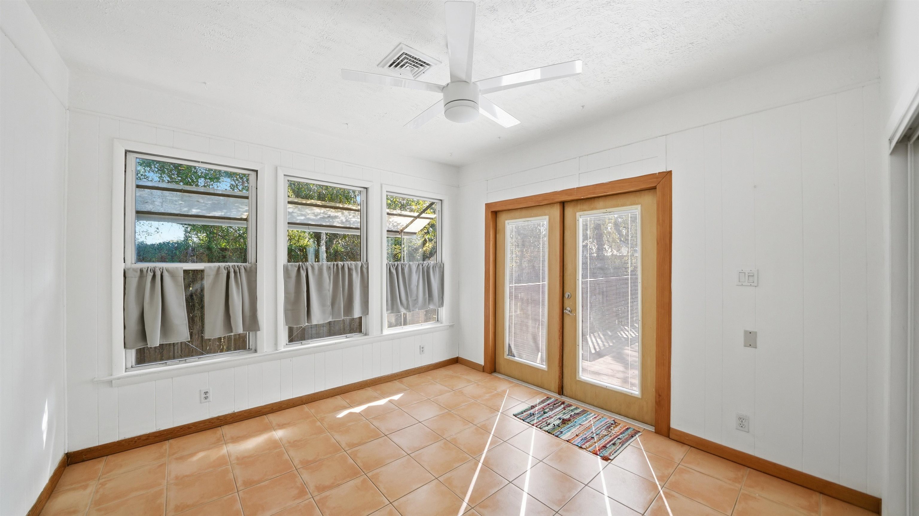 Image 21 of 65 For 17 Aviles Dr