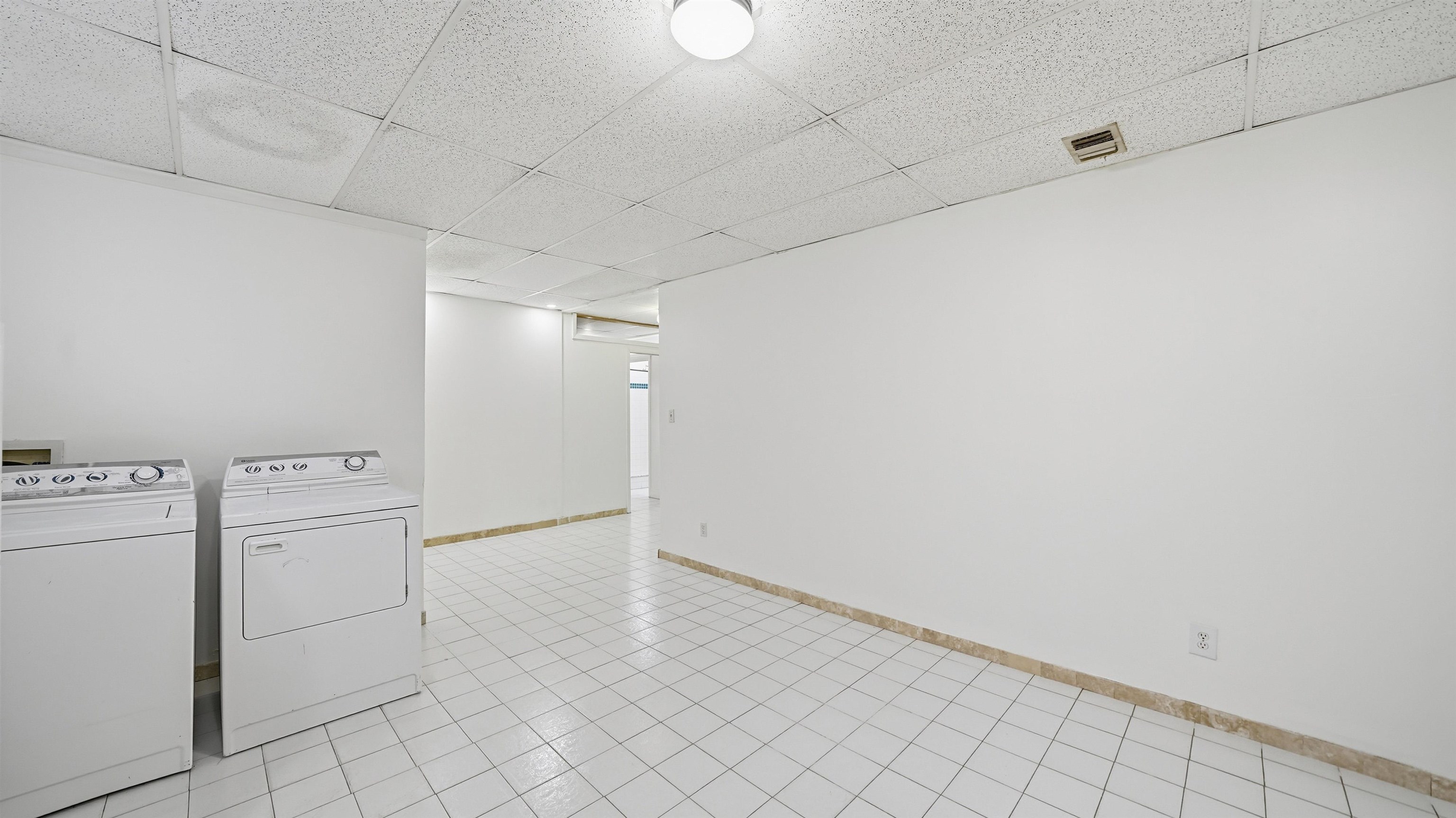 Image 33 of 65 For 17 Aviles Dr