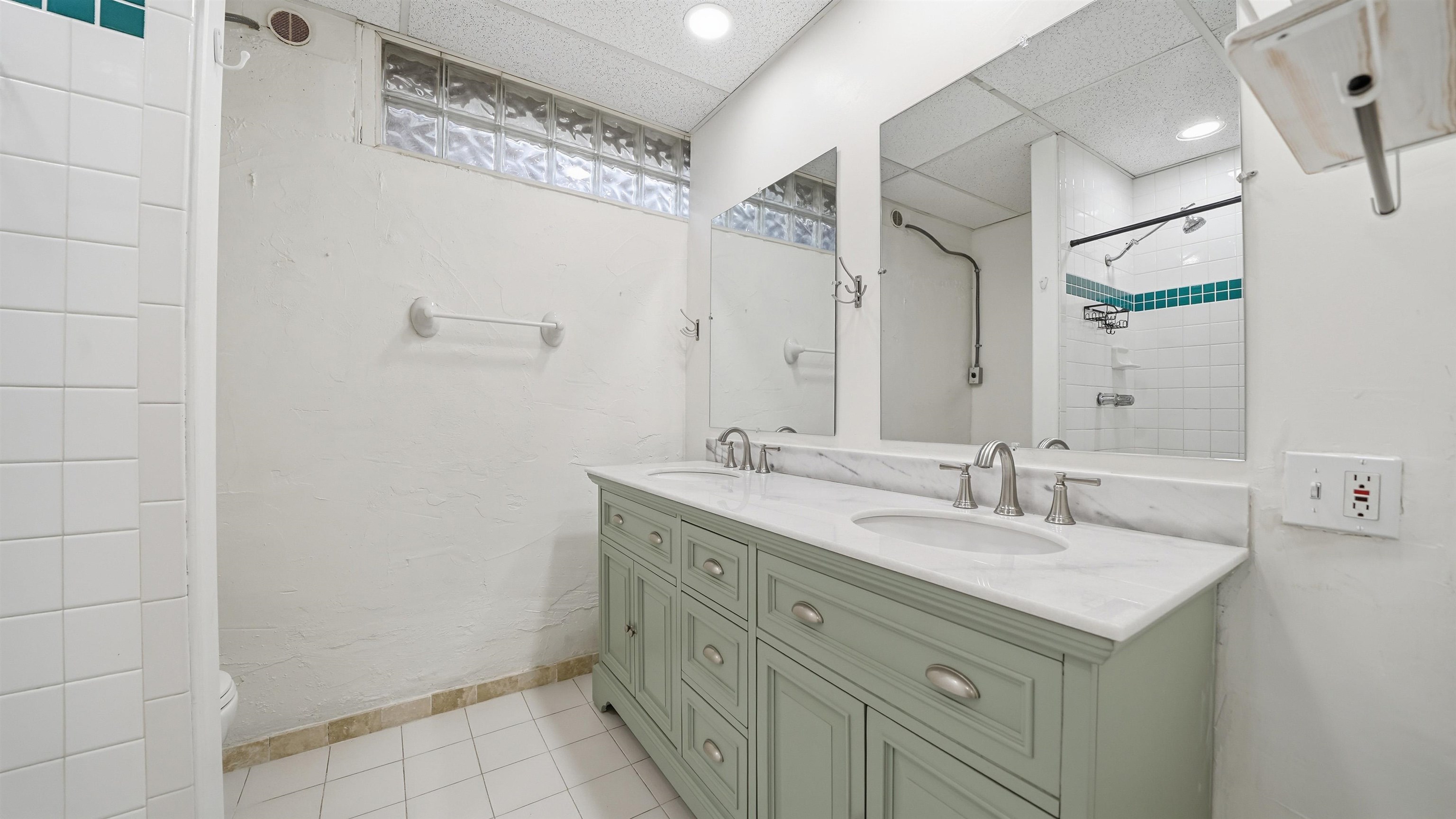 Image 42 of 65 For 17 Aviles Dr