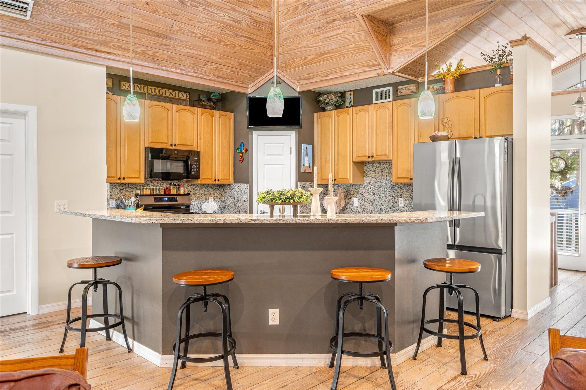 Image 8 of 44 For 1440 Corunna St