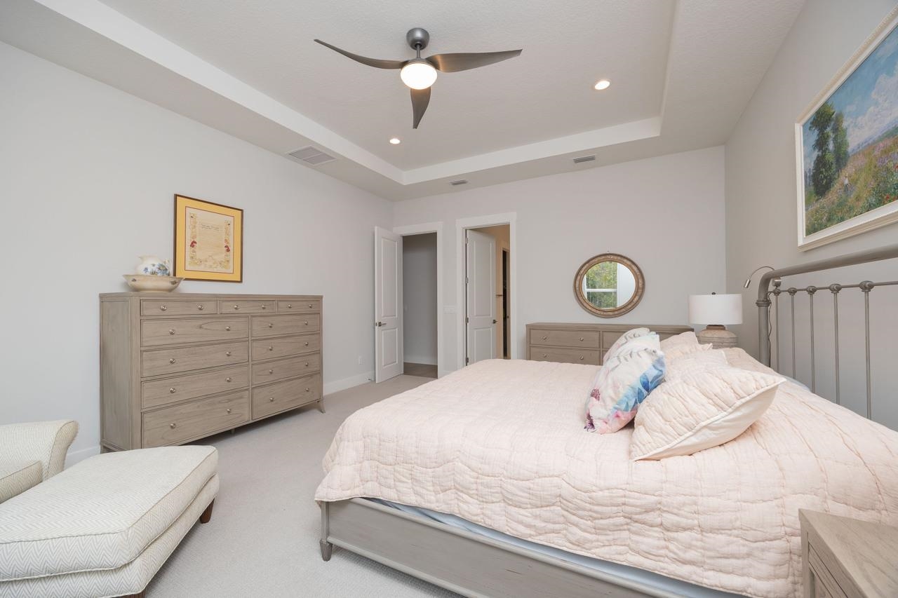 Image 18 of 53 For 34 Arrowwood Dr