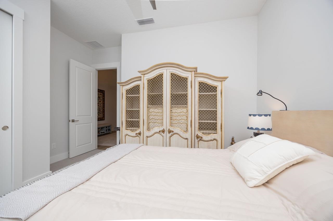 Image 23 of 53 For 34 Arrowwood Dr