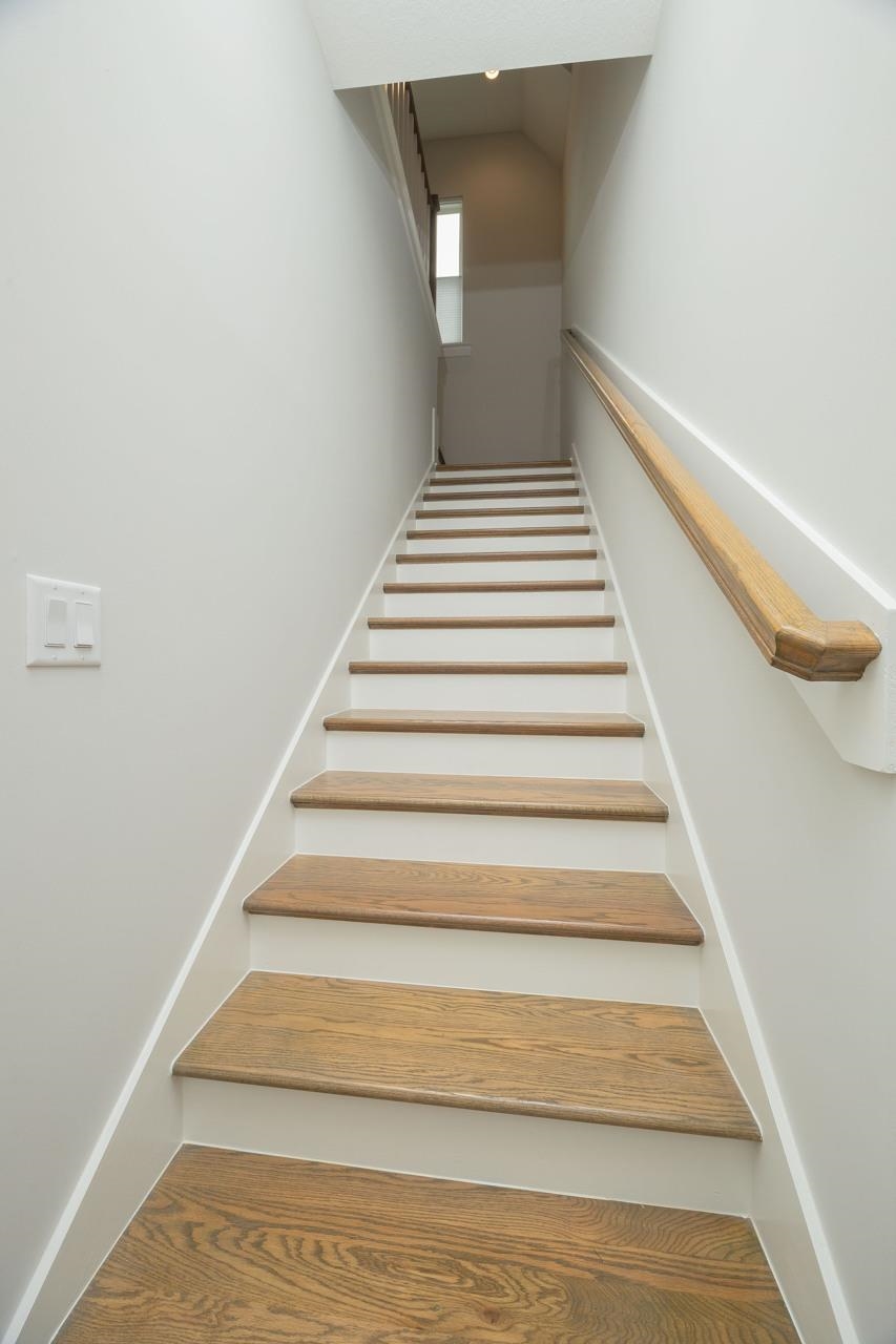 Image 30 of 53 For 34 Arrowwood Dr