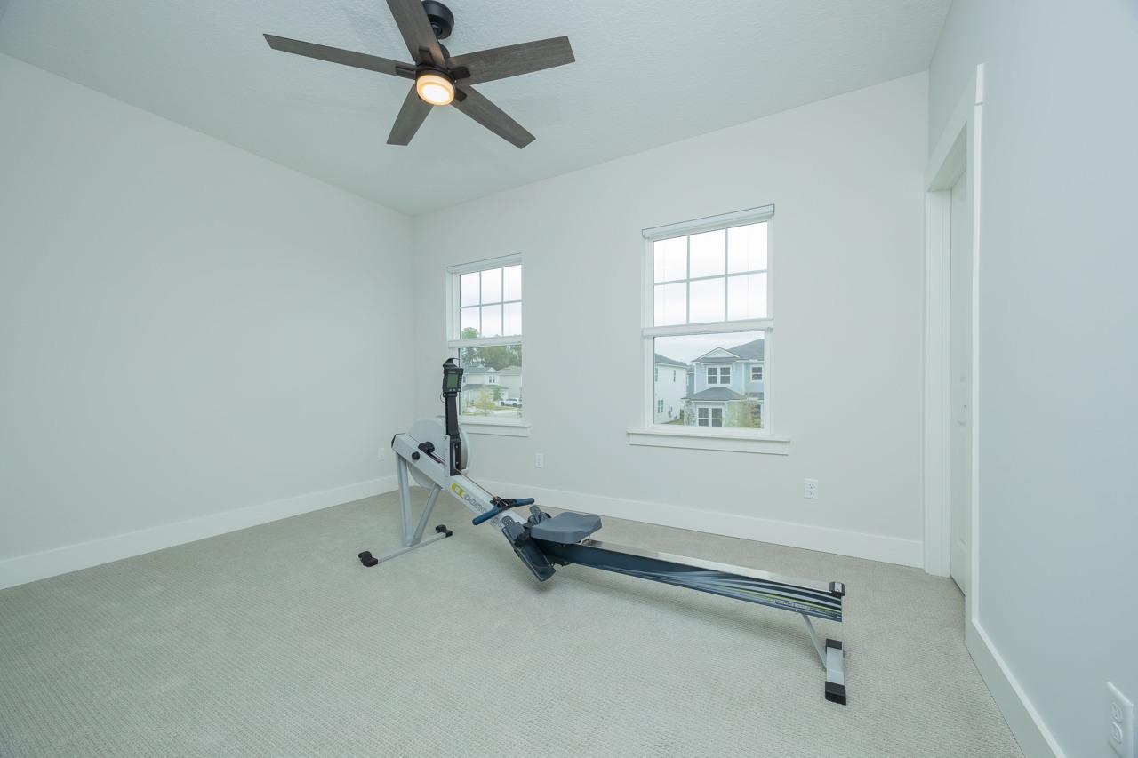 Image 33 of 53 For 34 Arrowwood Dr