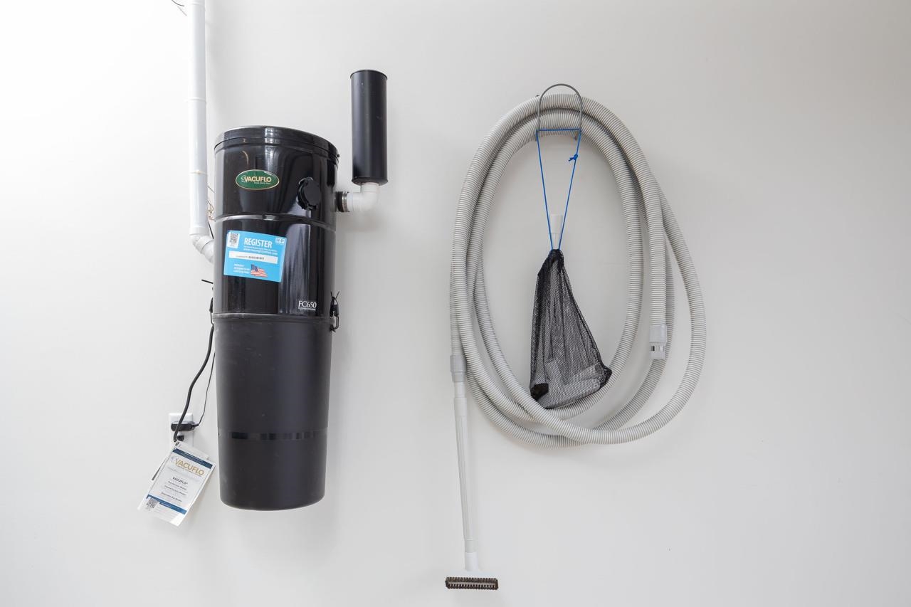 Image 40 of 53 For 34 Arrowwood Dr