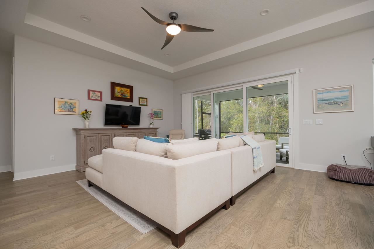 Image 9 of 53 For 34 Arrowwood Dr