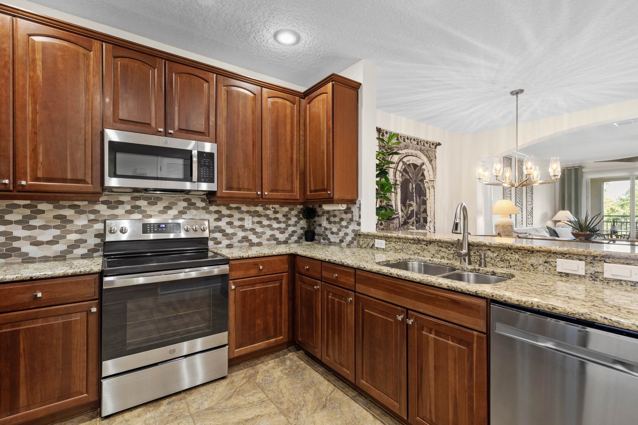 Image 22 of 80 For 55 Riverview Bnd  2033